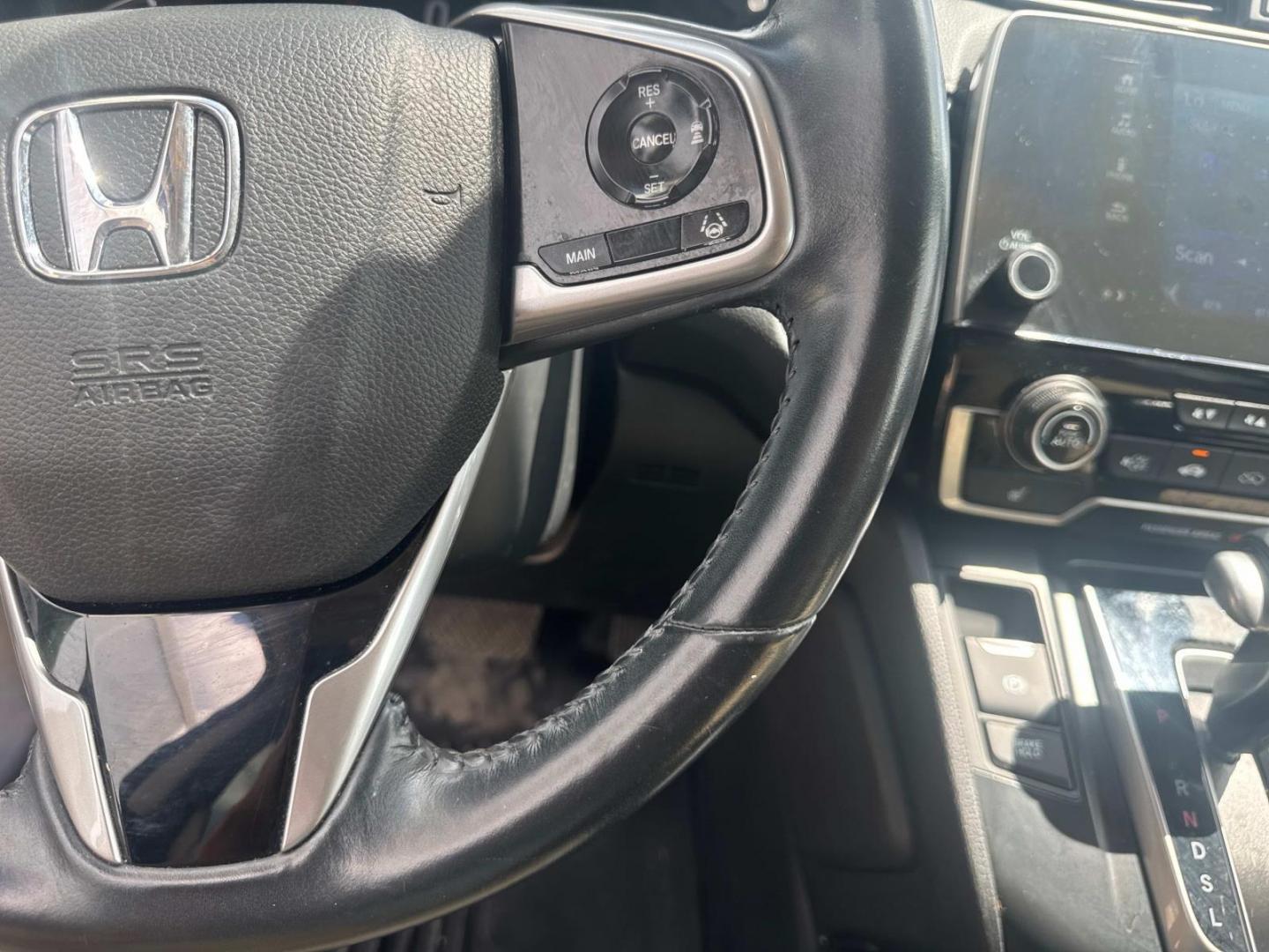 2019 White /Ivory Honda CR-V EX-L 2WD (2HKRW1H82KH) , Automatic transmission, located at 6904 Johnston St., Lafayette, LA, 70503, (337) 988-1960, 30.143589, -92.100601 - Photo#29