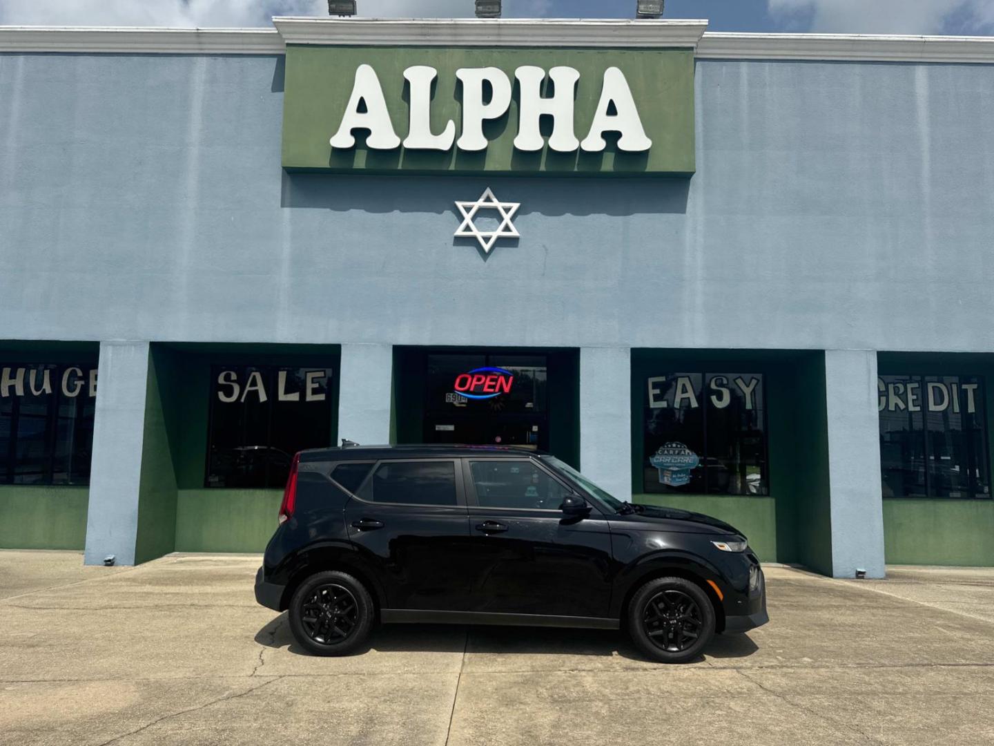 2021 Cherry Black /Black Kia Soul S IVT (KNDJ23AU1M7) , Automatic transmission, located at 6904 Johnston St., Lafayette, LA, 70503, (337) 988-1960, 30.143589, -92.100601 - Photo#0