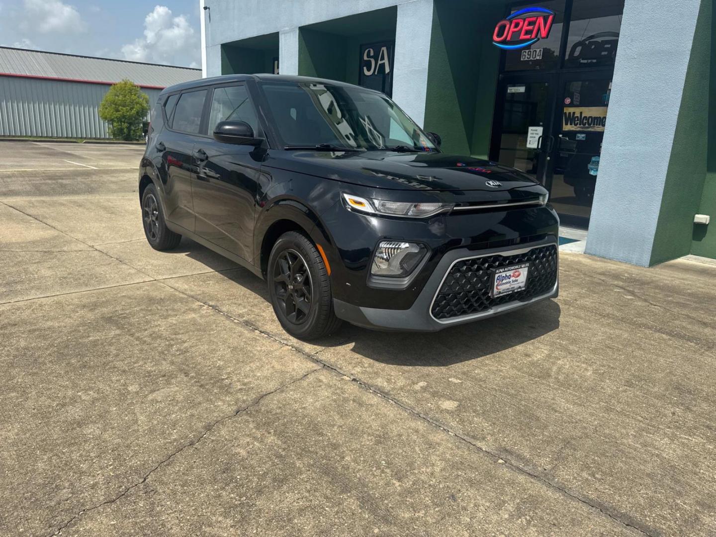 2021 Cherry Black /Black Kia Soul S IVT (KNDJ23AU1M7) , Automatic transmission, located at 6904 Johnston St., Lafayette, LA, 70503, (337) 988-1960, 30.143589, -92.100601 - Photo#2