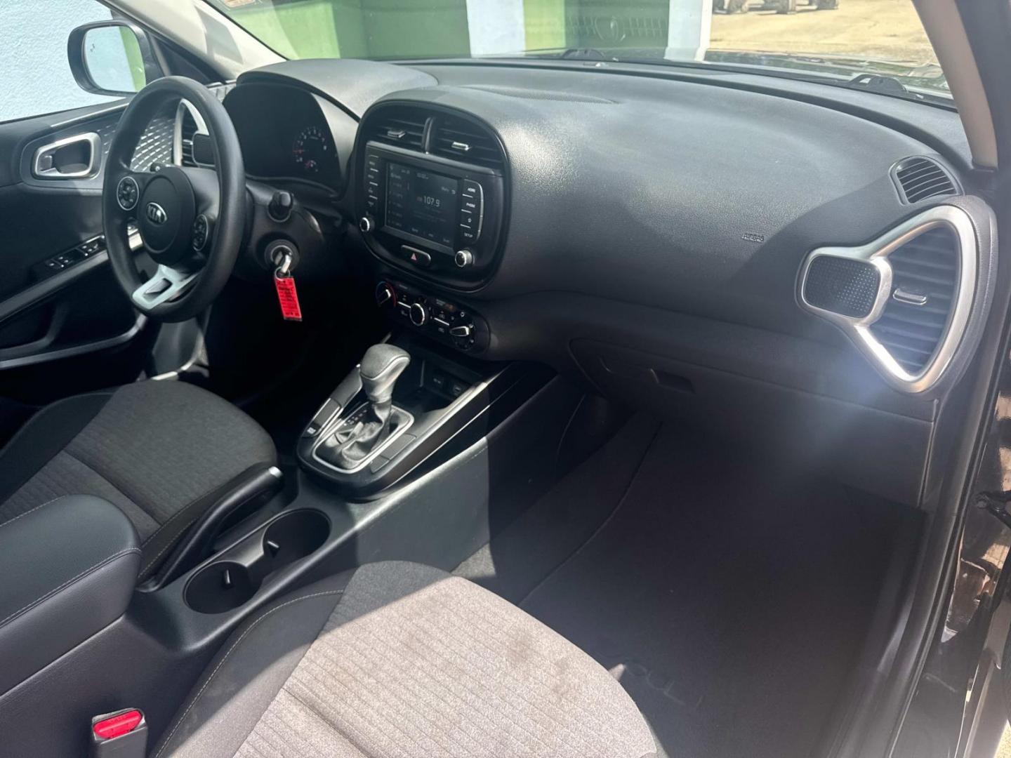 2021 Cherry Black /Black Kia Soul S IVT (KNDJ23AU1M7) , Automatic transmission, located at 6904 Johnston St., Lafayette, LA, 70503, (337) 988-1960, 30.143589, -92.100601 - Photo#18