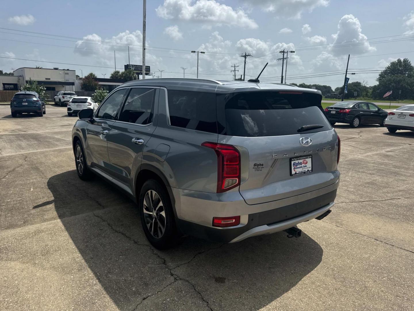 2020 Silver /Black Hyundai Palisade SEL FWD (KM8R24HE1LU) , Automatic transmission, located at 6904 Johnston St., Lafayette, LA, 70503, (337) 988-1960, 30.143589, -92.100601 - Photo#8