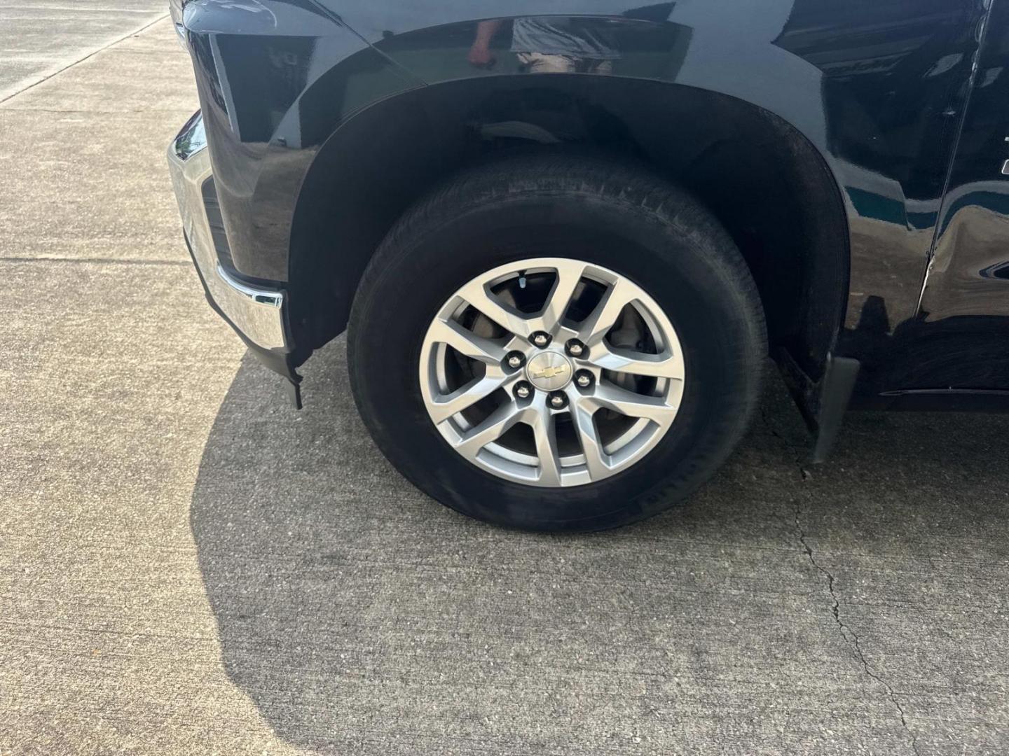 2019 Black /Jet Black Chevrolet Silverado 1500 2WD Crew Cab 147 LT (3GCPWCEKXKG) , N/A transmission, located at 6904 Johnston St., Lafayette, LA, 70503, (337) 988-1960, 30.143589, -92.100601 - Photo#7