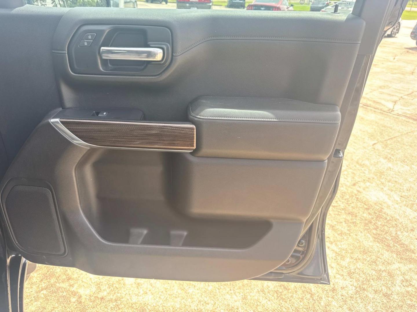 2019 Black /Jet Black Chevrolet Silverado 1500 2WD Crew Cab 147 LT (3GCPWCEKXKG) , N/A transmission, located at 6904 Johnston St., Lafayette, LA, 70503, (337) 988-1960, 30.143589, -92.100601 - Photo#19