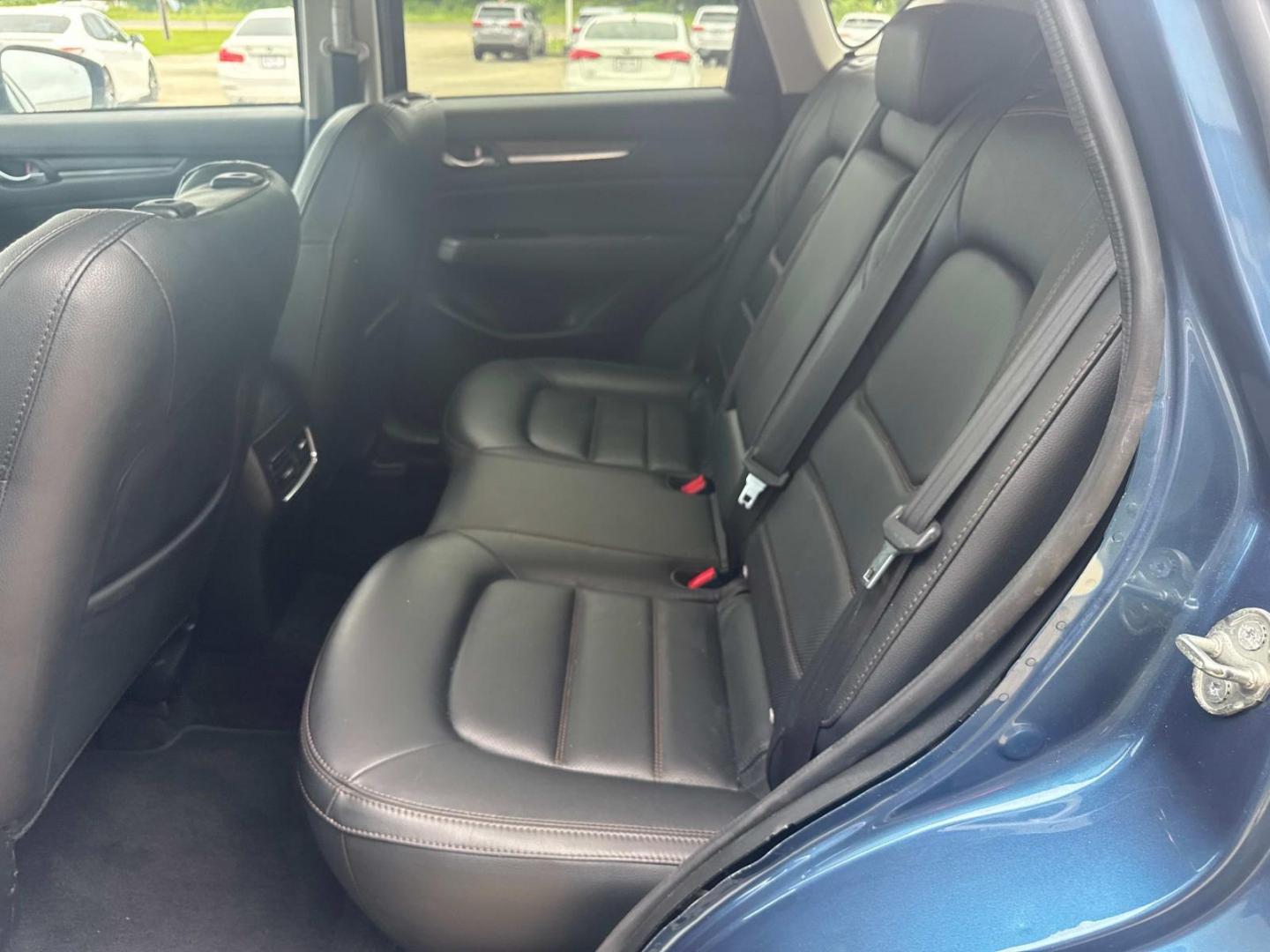 2018 Deep Crystal Blue Mica /Black Mazda CX-5 Grand Touring AWD (JM3KFBDM3J0) , Automatic transmission, located at 6904 Johnston St., Lafayette, LA, 70503, (337) 988-1960, 30.143589, -92.100601 - Photo#21