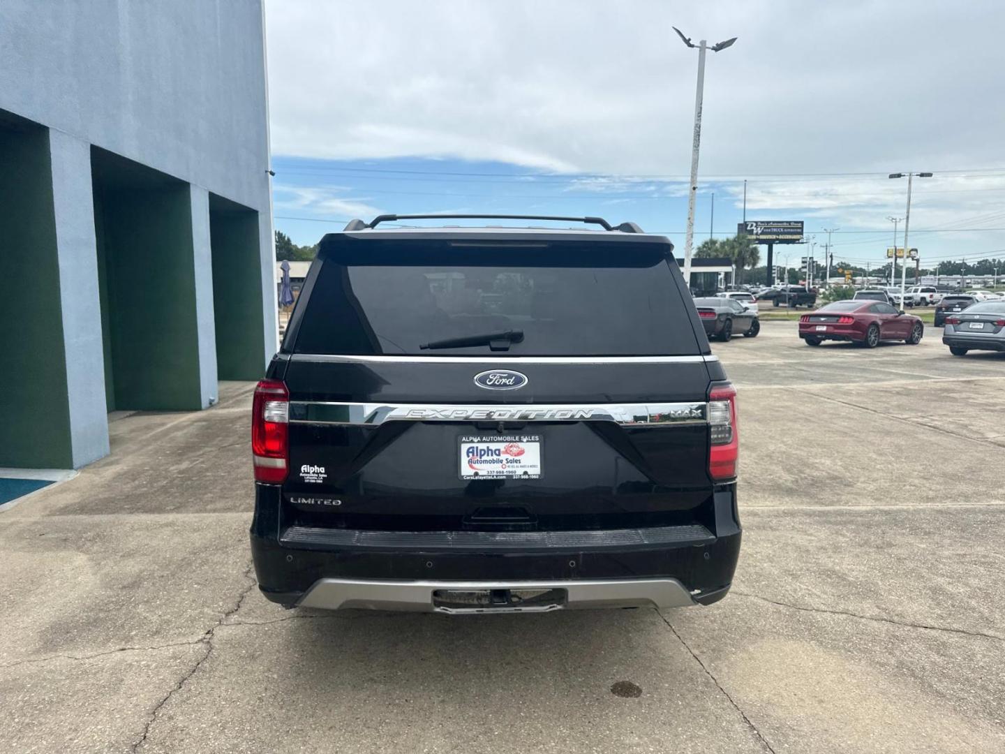 2020 Agate Black /Ebony Ford Expedition Max Limited 4x2 (1FMJK1KT0LE) , N/A transmission, located at 6904 Johnston St., Lafayette, LA, 70503, (337) 988-1960, 30.143589, -92.100601 - Photo#10