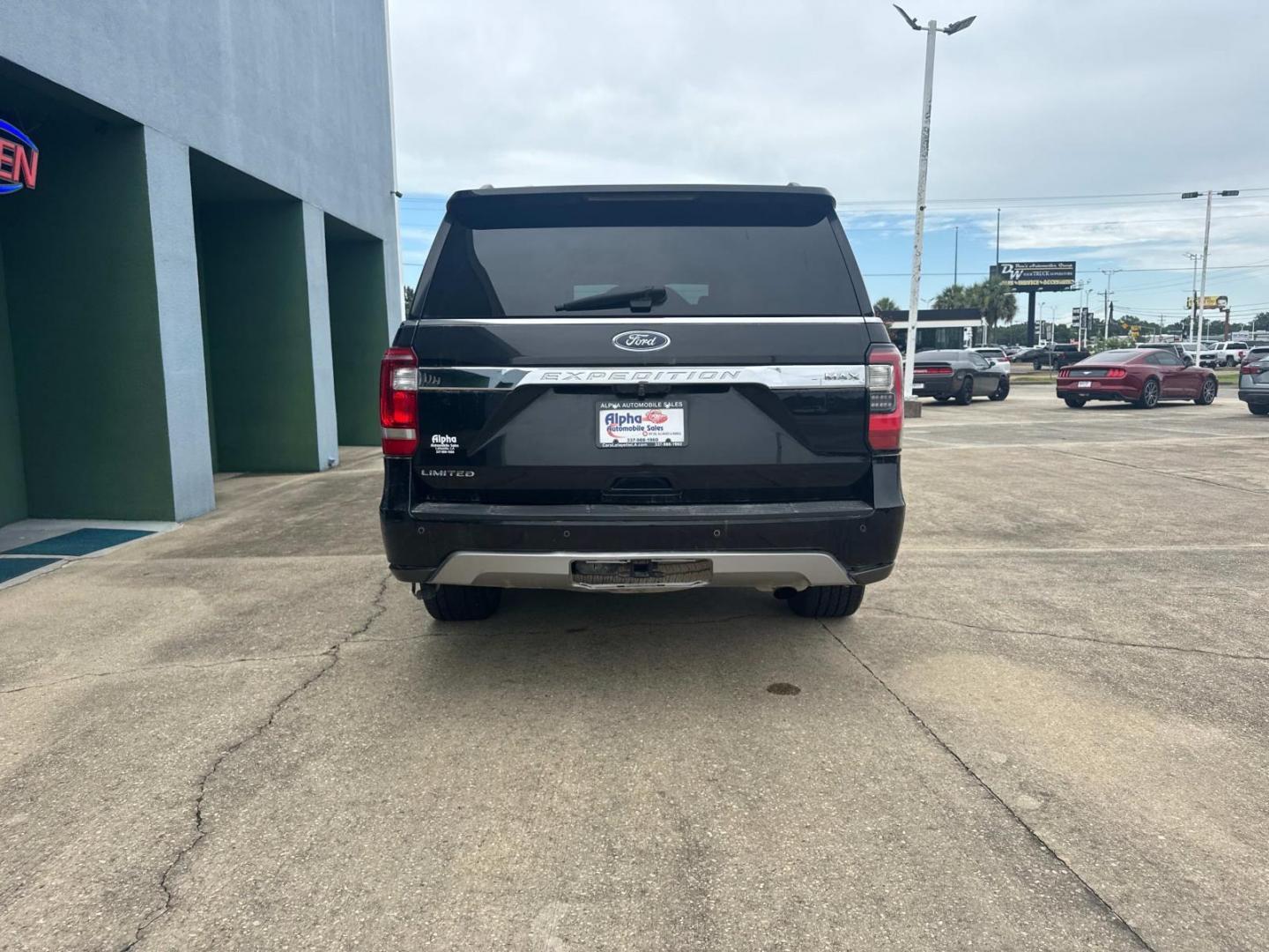 2020 Agate Black /Ebony Ford Expedition Max Limited 4x2 (1FMJK1KT0LE) , N/A transmission, located at 6904 Johnston St., Lafayette, LA, 70503, (337) 988-1960, 30.143589, -92.100601 - Photo#11