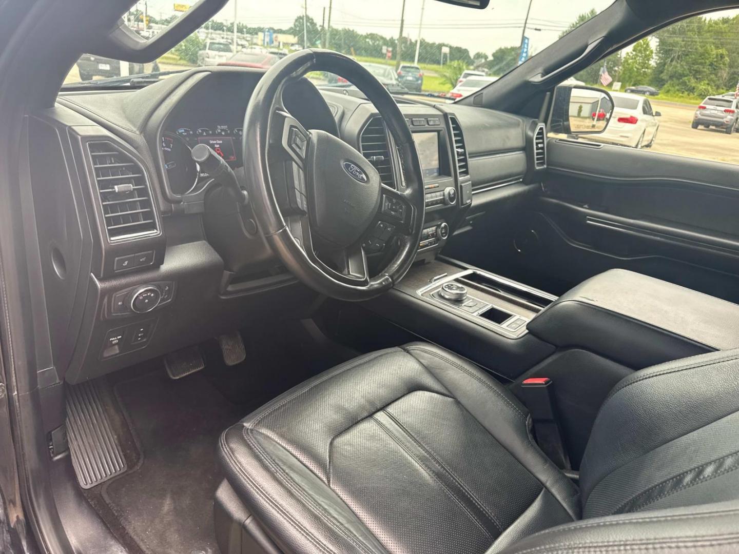 2020 Agate Black /Ebony Ford Expedition Max Limited 4x2 (1FMJK1KT0LE) , N/A transmission, located at 6904 Johnston St., Lafayette, LA, 70503, (337) 988-1960, 30.143589, -92.100601 - Photo#25