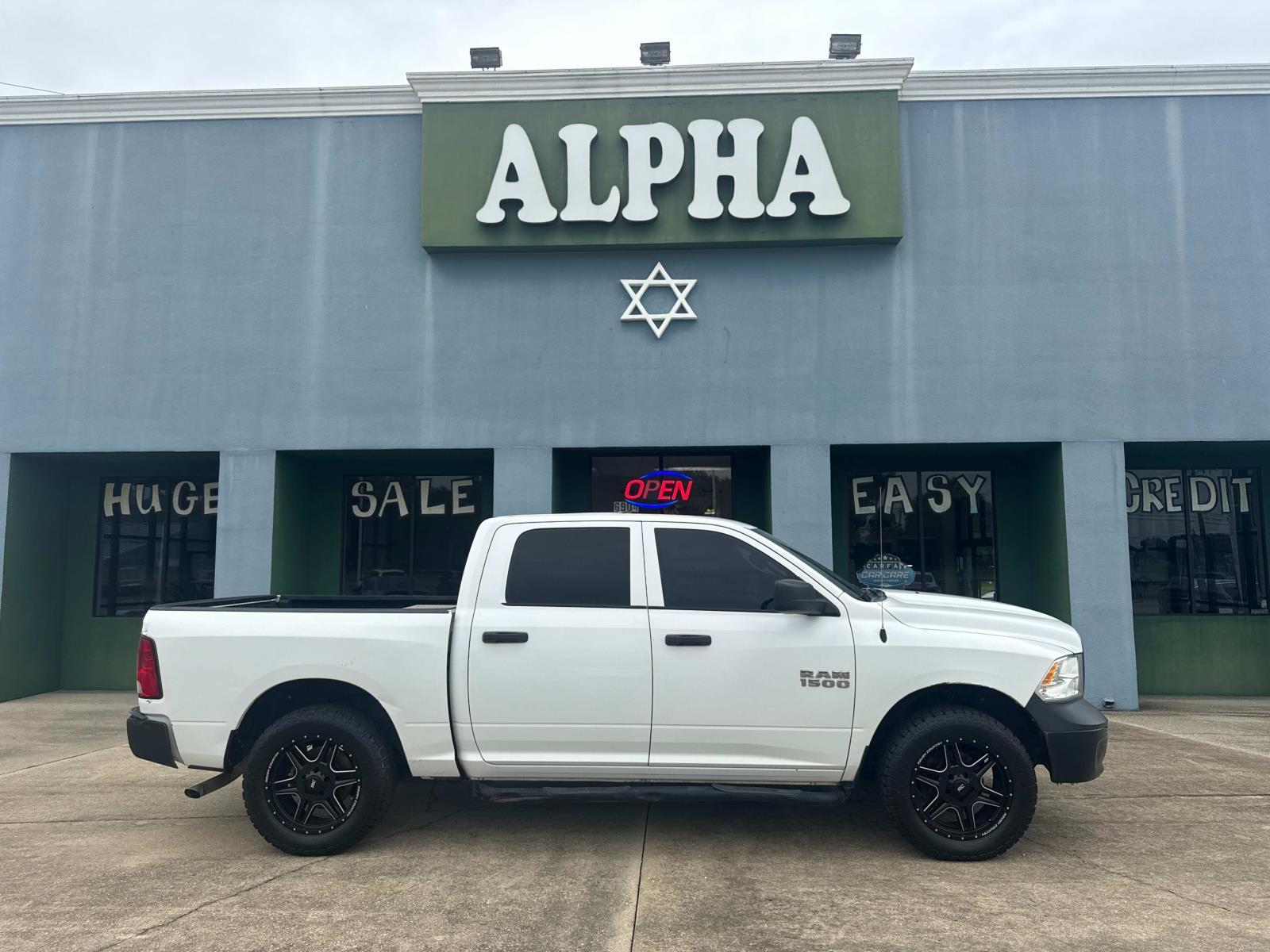photo of 2017 Ram 1500 Tradesman 4x2 Crew Cab 5'7 Box