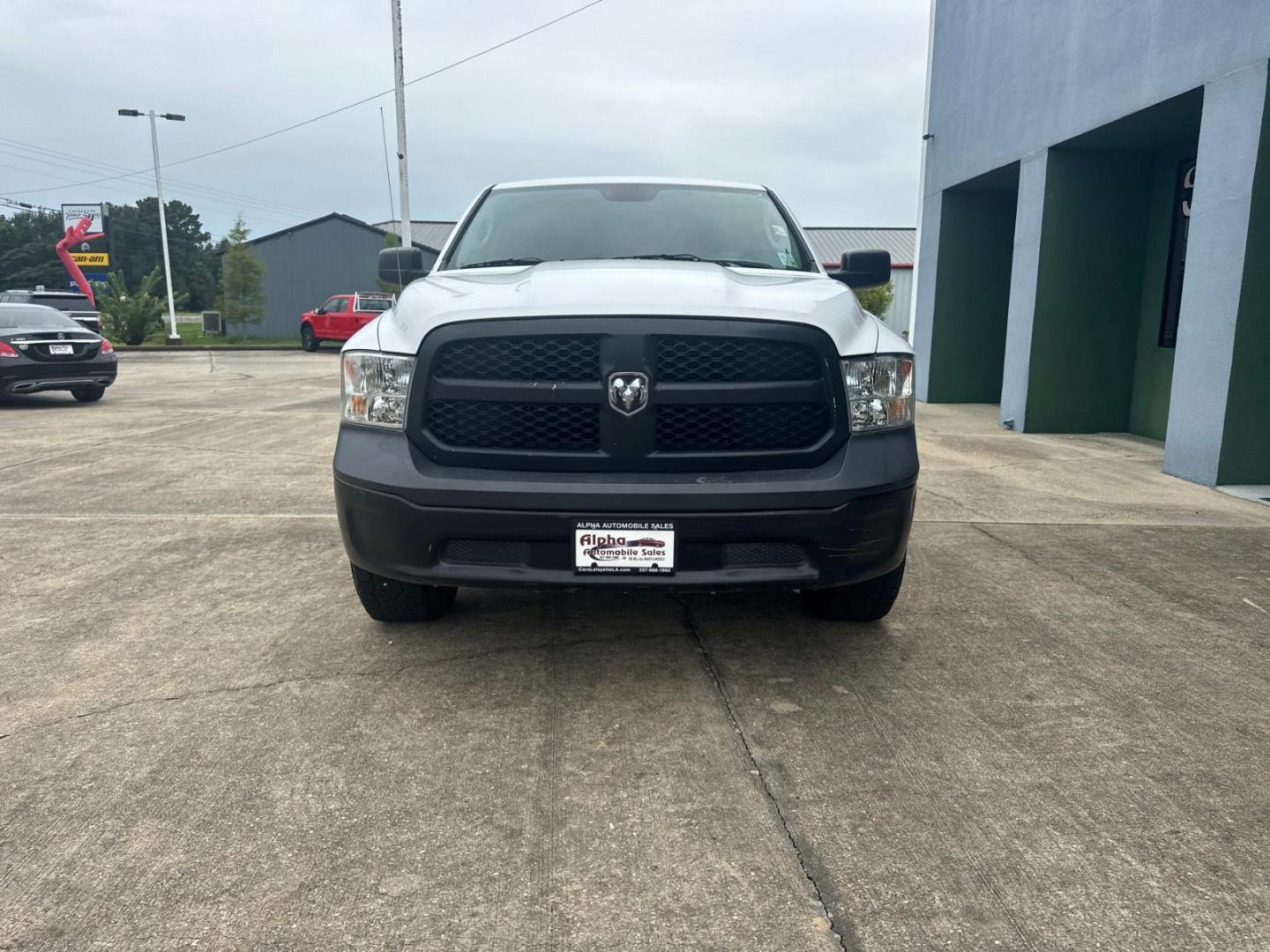 2017 Bright White Clearcoat /Diesel Gray/Black Ram 1500 Tradesman 4x2 Crew Cab 5'7 Box (1C6RR6KG9HS) , N/A transmission, located at 6904 Johnston St., Lafayette, LA, 70503, (337) 988-1960, 30.143589, -92.100601 - Photo#4