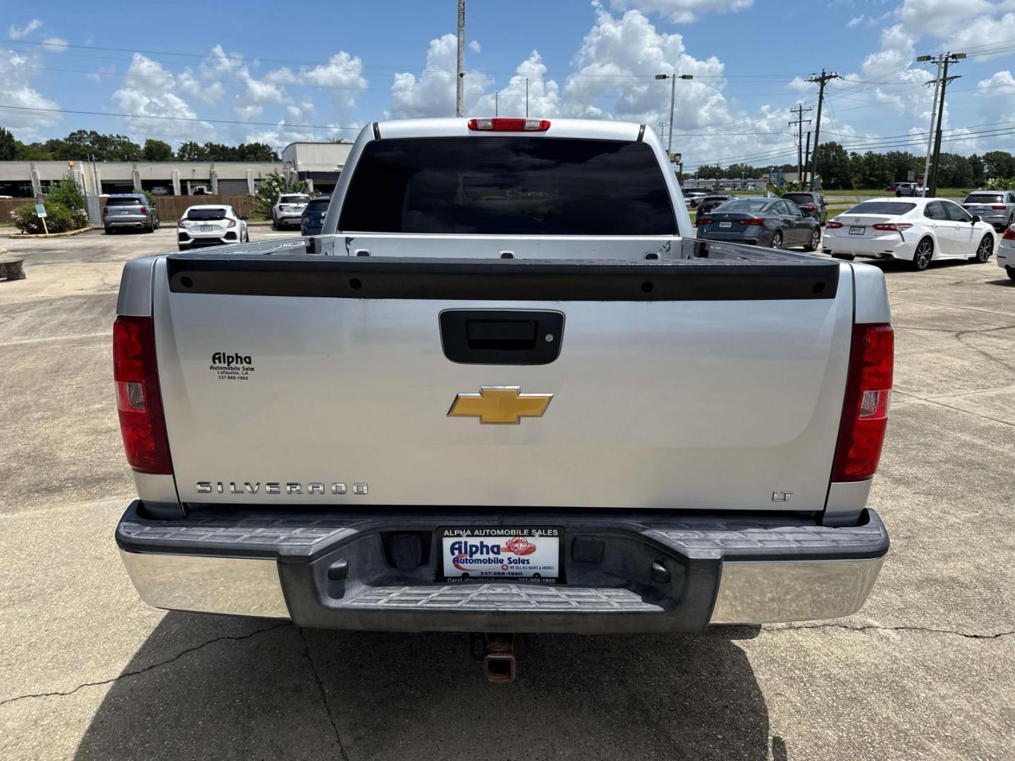 2013 Silver Ice Metallic /Ebony Chevrolet Silverado 1500 2WD Crew Cab 143.5 LT (3GCPCSE01DG) , Automatic transmission, located at 6904 Johnston St., Lafayette, LA, 70503, (337) 988-1960, 30.143589, -92.100601 - Photo#5