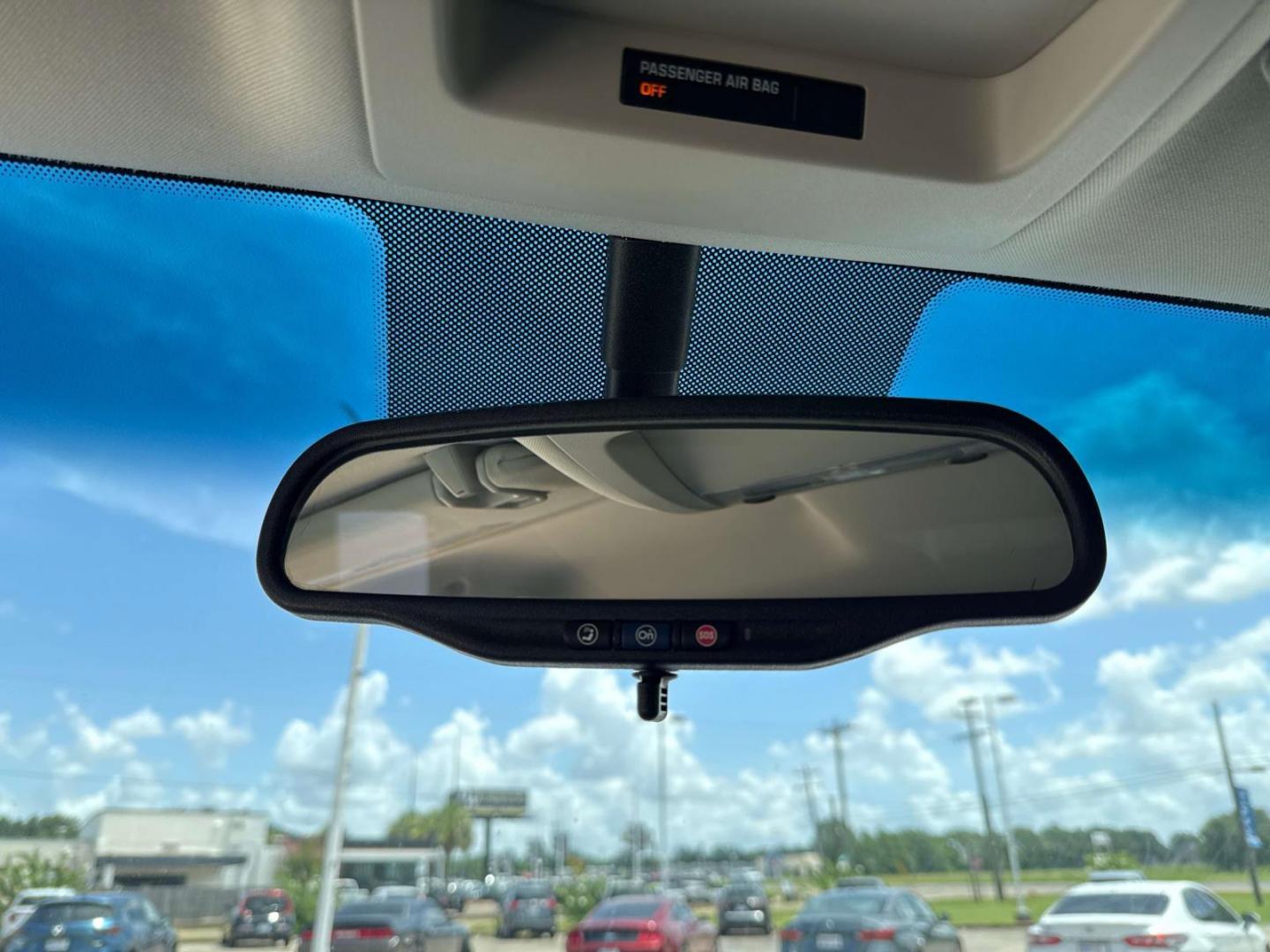 2013 Silver Ice Metallic /Ebony Chevrolet Silverado 1500 2WD Crew Cab 143.5 LT (3GCPCSE01DG) , Automatic transmission, located at 6904 Johnston St., Lafayette, LA, 70503, (337) 988-1960, 30.143589, -92.100601 - Photo#23