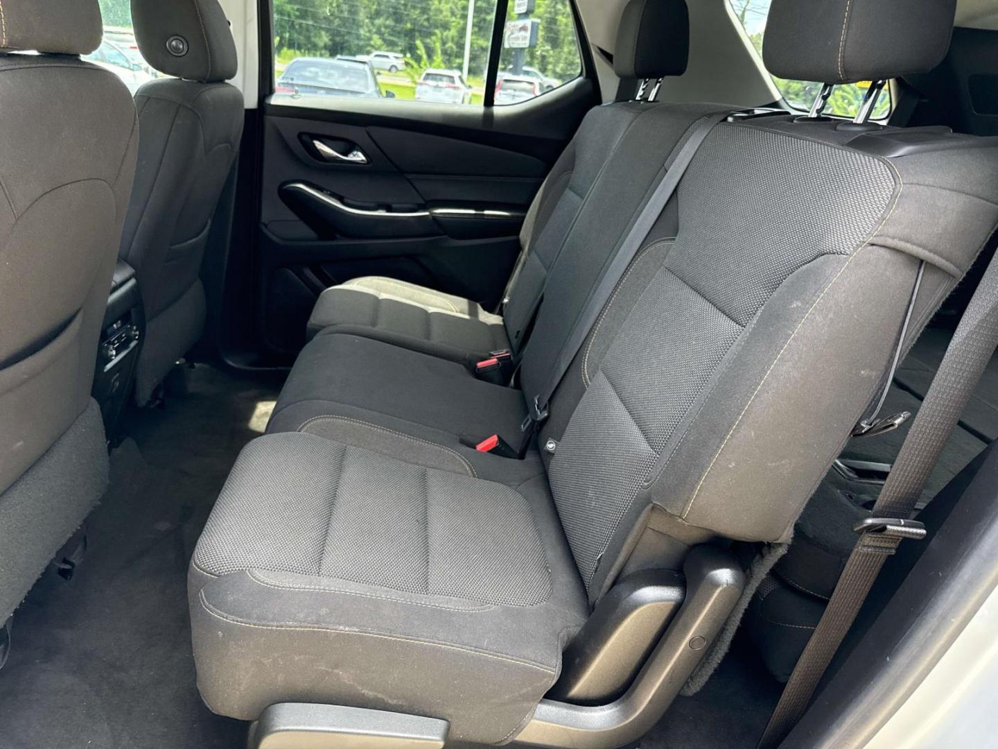 2020 Silver Ice Metallic /Jet Black Chevrolet Traverse FWD 4dr LS w/1LS (1GNERFKW4LJ) , Automatic transmission, located at 6904 Johnston St., Lafayette, LA, 70503, (337) 988-1960, 30.143589, -92.100601 - Photo#14