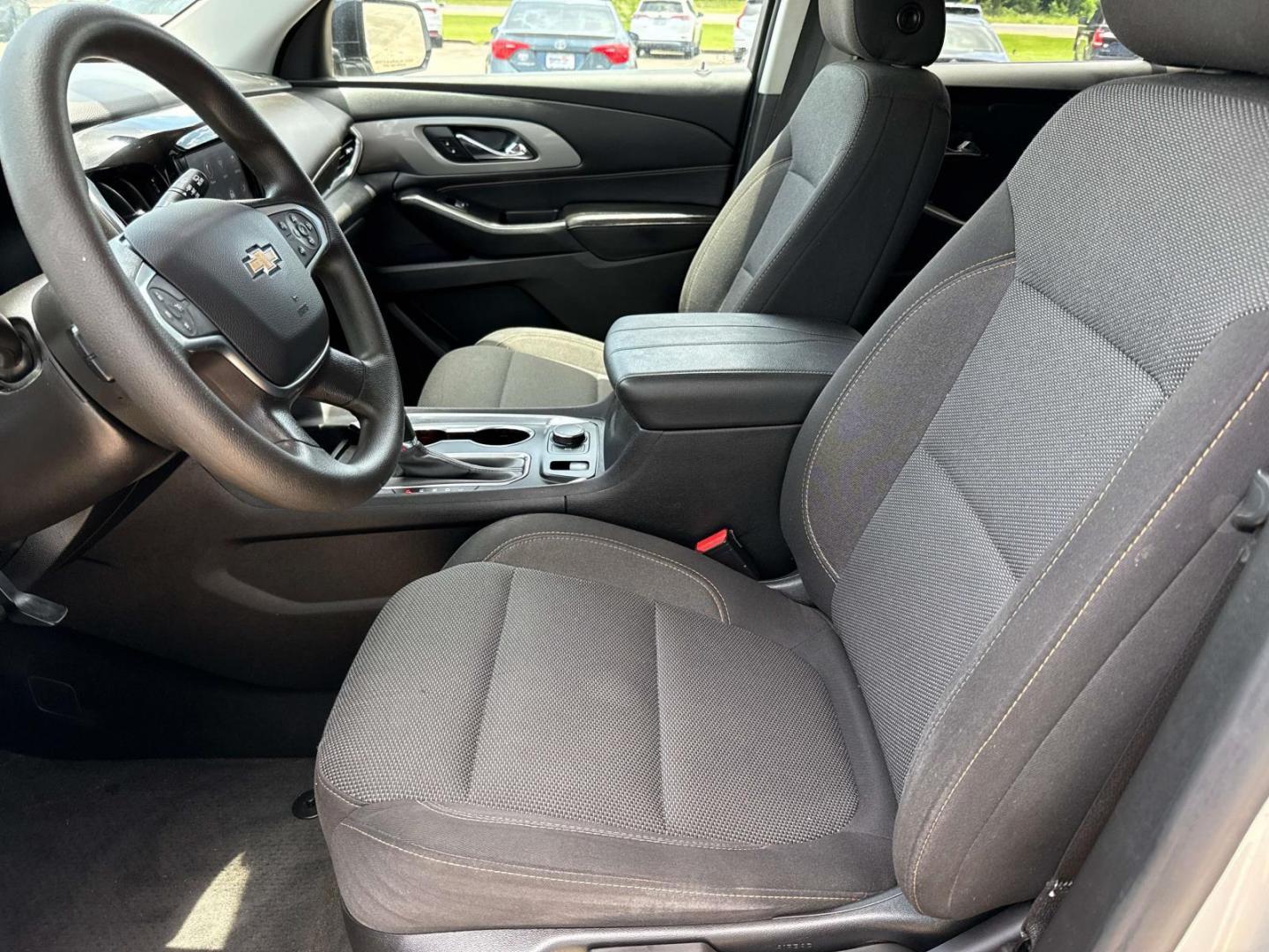2020 Silver Ice Metallic /Jet Black Chevrolet Traverse FWD 4dr LS w/1LS (1GNERFKW4LJ) , Automatic transmission, located at 6904 Johnston St., Lafayette, LA, 70503, (337) 988-1960, 30.143589, -92.100601 - Photo#16