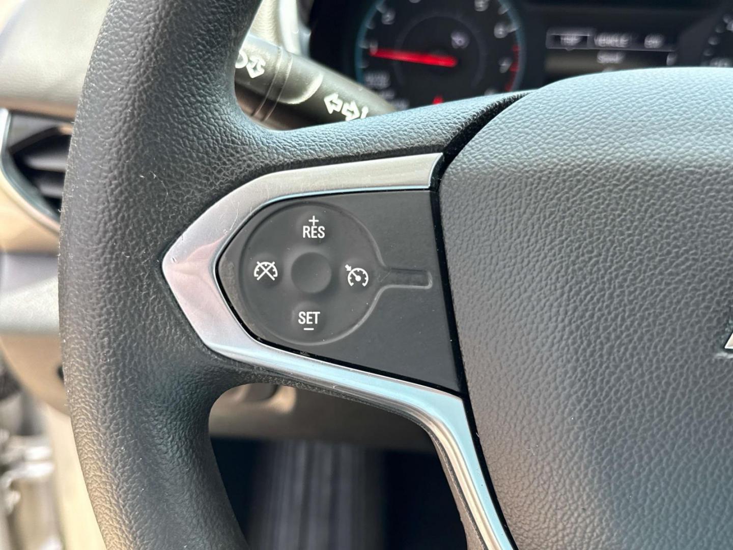 2020 Silver Ice Metallic /Jet Black Chevrolet Traverse FWD 4dr LS w/1LS (1GNERFKW4LJ) , Automatic transmission, located at 6904 Johnston St., Lafayette, LA, 70503, (337) 988-1960, 30.143589, -92.100601 - Photo#21
