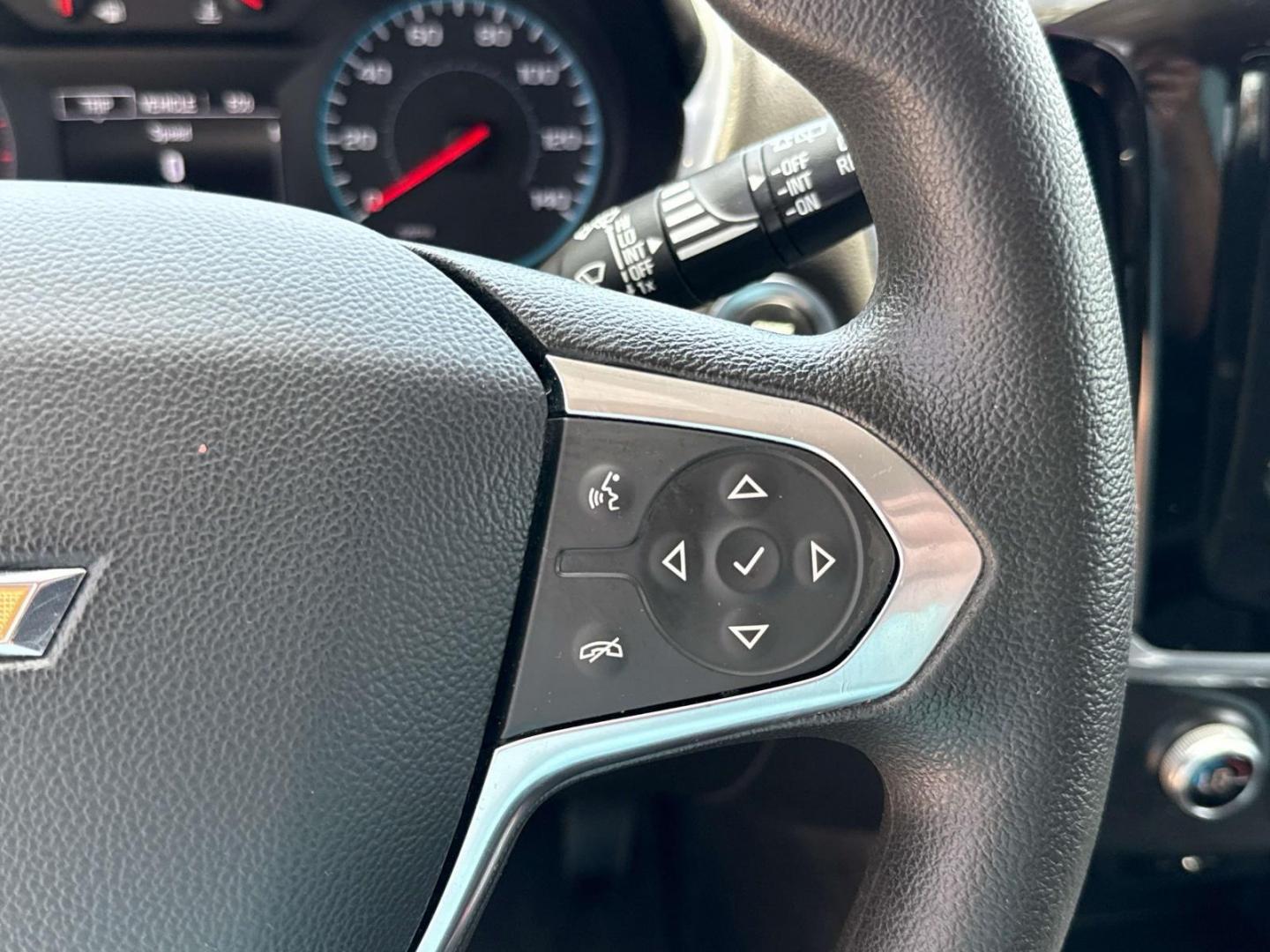 2020 Silver Ice Metallic /Jet Black Chevrolet Traverse FWD 4dr LS w/1LS (1GNERFKW4LJ) , Automatic transmission, located at 6904 Johnston St., Lafayette, LA, 70503, (337) 988-1960, 30.143589, -92.100601 - Photo#22