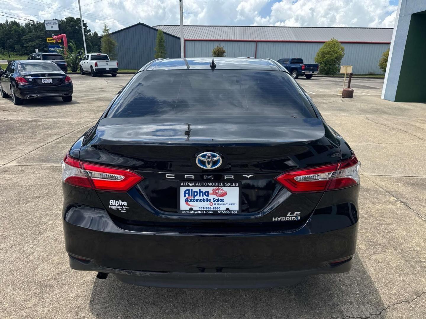 2020 Midnight Black Metallic /Black Toyota Camry Hybrid LE CVT (Natl) (4T1C31AK8LU) , Automatic transmission, located at 6904 Johnston St., Lafayette, LA, 70503, (337) 988-1960, 30.143589, -92.100601 - Photo#7