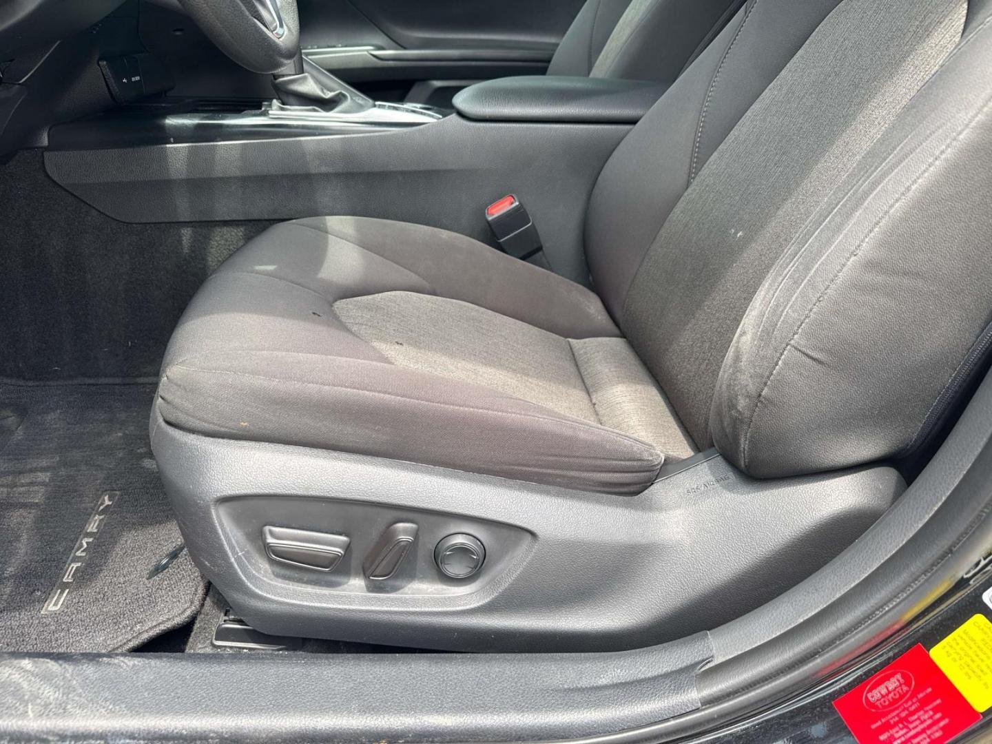 2020 Midnight Black Metallic /Black Toyota Camry Hybrid LE CVT (Natl) (4T1C31AK8LU) , Automatic transmission, located at 6904 Johnston St., Lafayette, LA, 70503, (337) 988-1960, 30.143589, -92.100601 - Photo#19