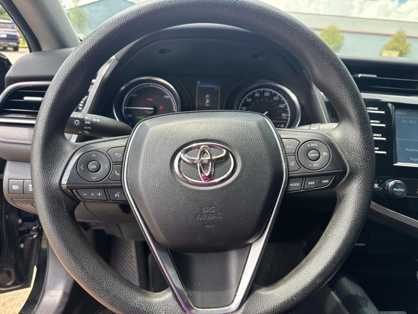2020 Midnight Black Metallic /Black Toyota Camry Hybrid LE CVT (Natl) (4T1C31AK8LU) , Automatic transmission, located at 6904 Johnston St., Lafayette, LA, 70503, (337) 988-1960, 30.143589, -92.100601 - Photo#25