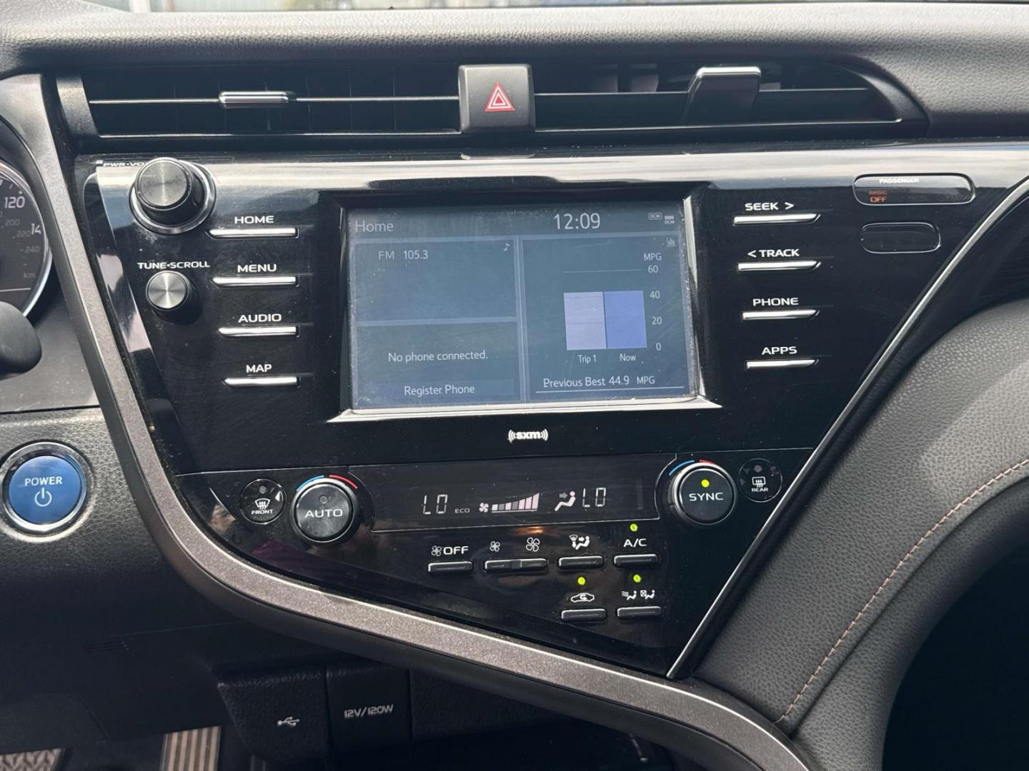 2020 Midnight Black Metallic /Black Toyota Camry Hybrid LE CVT (Natl) (4T1C31AK8LU) , Automatic transmission, located at 6904 Johnston St., Lafayette, LA, 70503, (337) 988-1960, 30.143589, -92.100601 - Photo#28