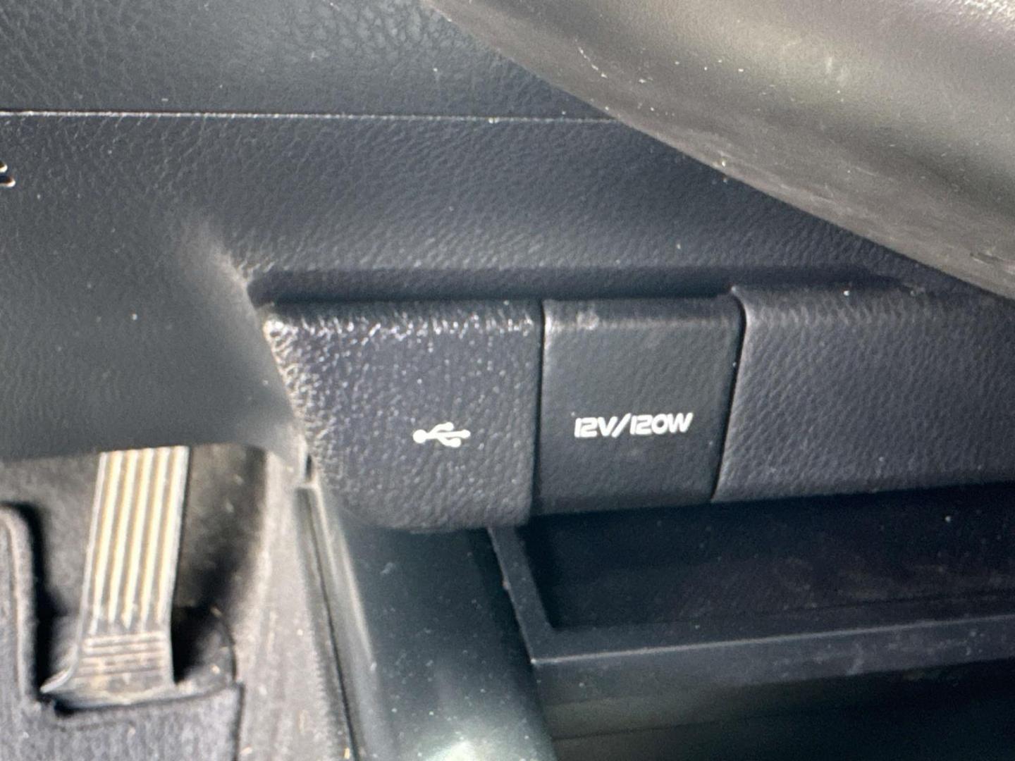 2020 Midnight Black Metallic /Black Toyota Camry Hybrid LE CVT (Natl) (4T1C31AK8LU) , Automatic transmission, located at 6904 Johnston St., Lafayette, LA, 70503, (337) 988-1960, 30.143589, -92.100601 - Photo#31