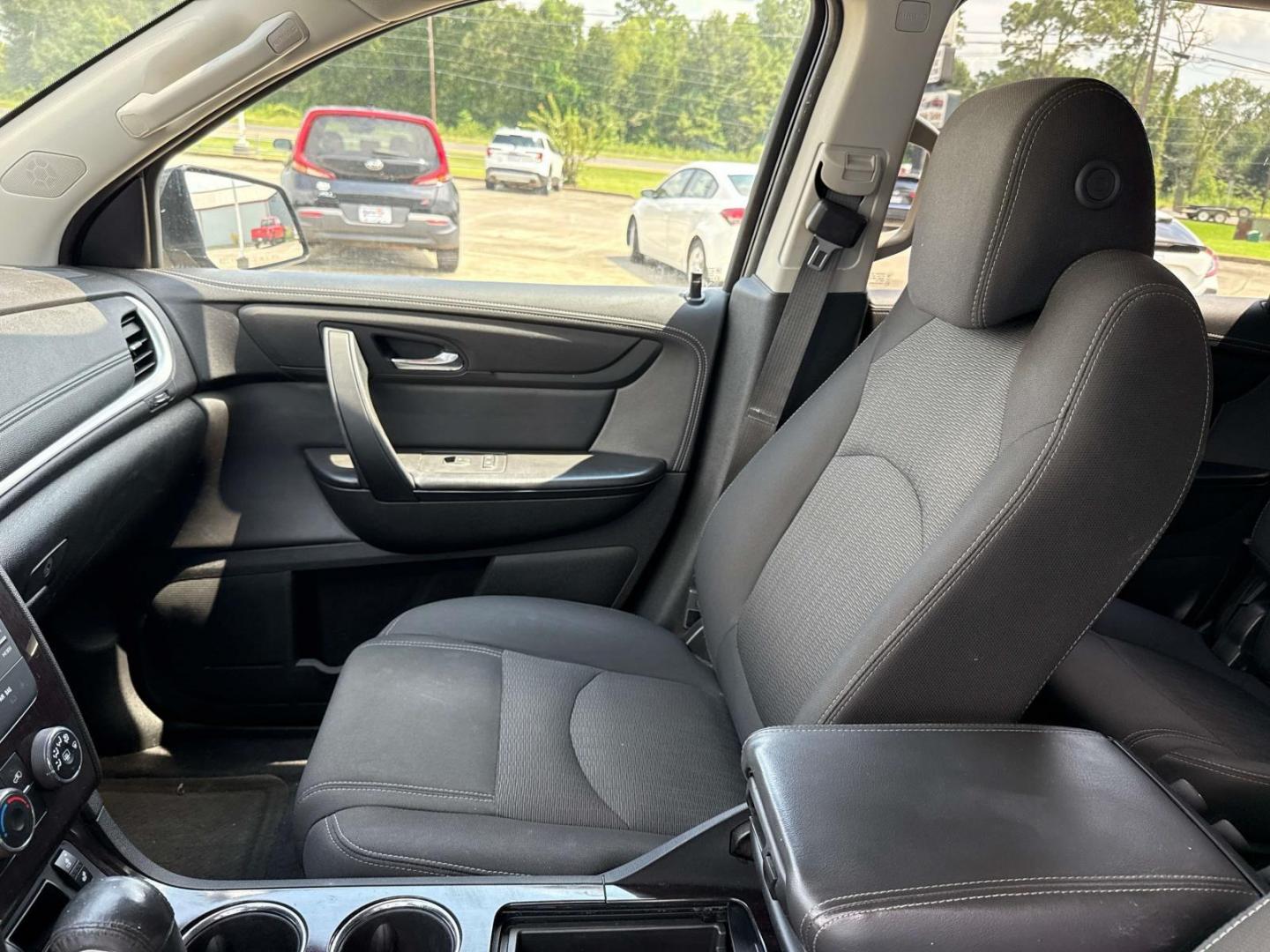 2017 Mosaic Black Metallic /Ebony Chevrolet Traverse AWD 4dr LT w/1LT (1GNKVGKD3HJ) , Automatic transmission, located at 6904 Johnston St., Lafayette, LA, 70503, (337) 988-1960, 30.143589, -92.100601 - Photo#13