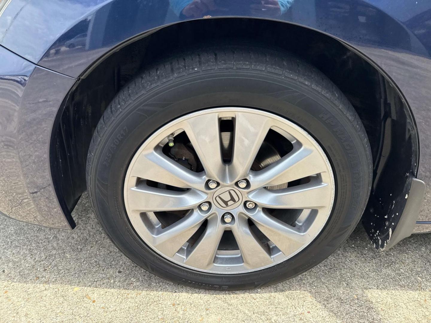 2012 Celestial Blue Metallic /Gray Honda Accord Sdn 4dr V6 Auto EX-L (1HGCP3F82CA) , Automatic transmission, located at 6904 Johnston St., Lafayette, LA, 70503, (337) 988-1960, 30.143589, -92.100601 - Photo#3