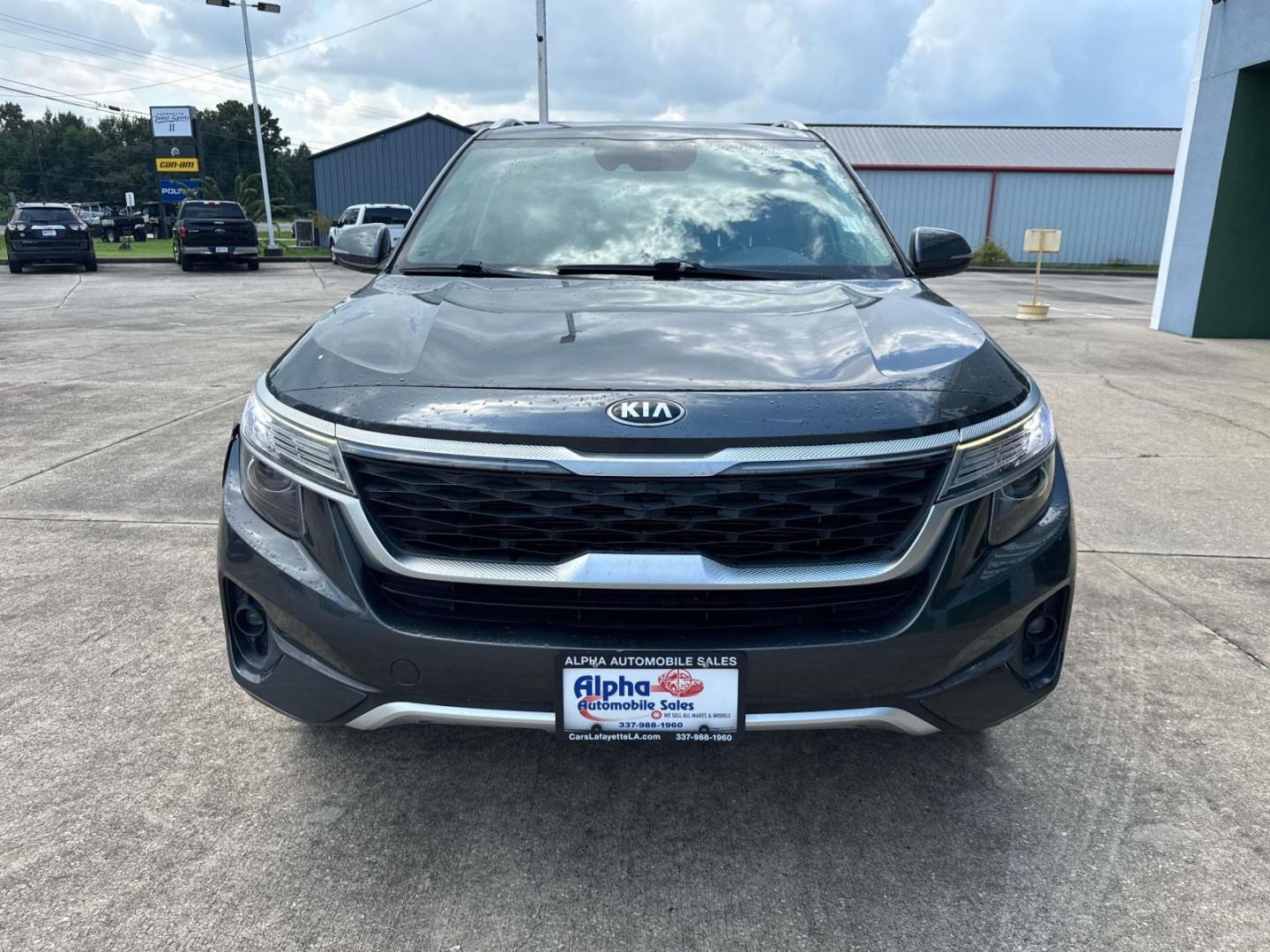 2021 Dark Ocean Blue/White Roof /Black Kia Seltos S IVT AWD (KNDEUCAA8M7) , Automatic transmission, located at 6904 Johnston St., Lafayette, LA, 70503, (337) 988-1960, 30.143589, -92.100601 - Photo#4