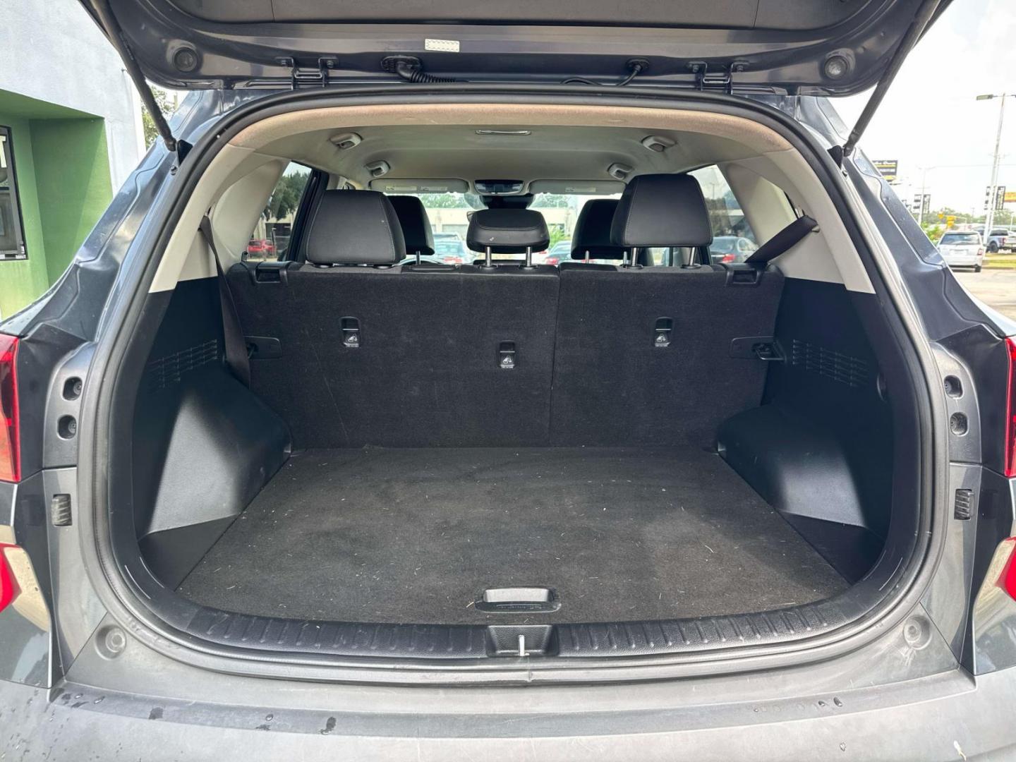2021 Dark Ocean Blue/White Roof /Black Kia Seltos S IVT AWD (KNDEUCAA8M7) , Automatic transmission, located at 6904 Johnston St., Lafayette, LA, 70503, (337) 988-1960, 30.143589, -92.100601 - Photo#14