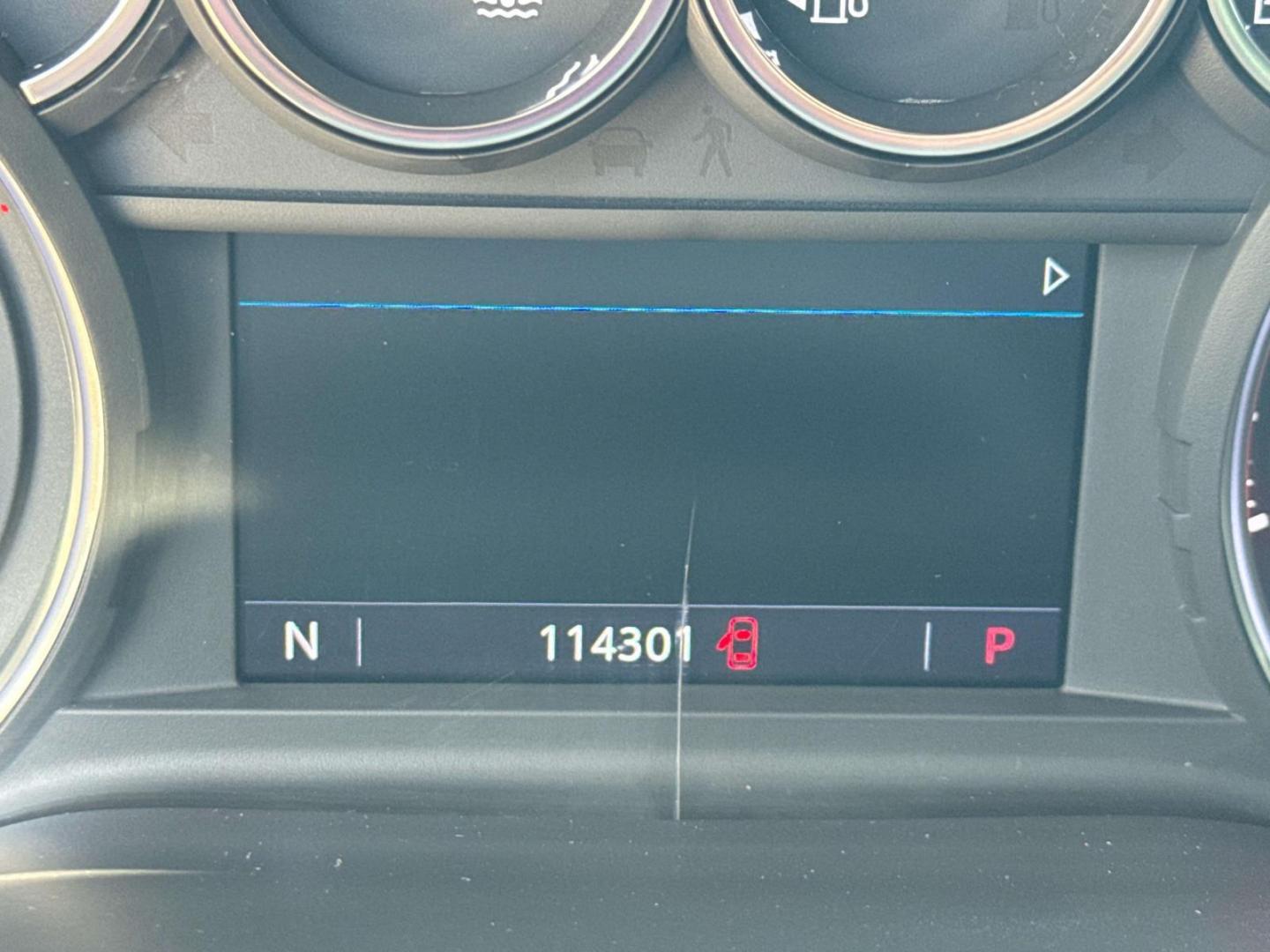 2019 Silver Ice Metallic /Jet Black Chevrolet Silverado 1500 2WD Double Cab 147 LT (1GCRWCED6KZ) , Automatic transmission, located at 6904 Johnston St., Lafayette, LA, 70503, (337) 988-1960, 30.143589, -92.100601 - Photo#32