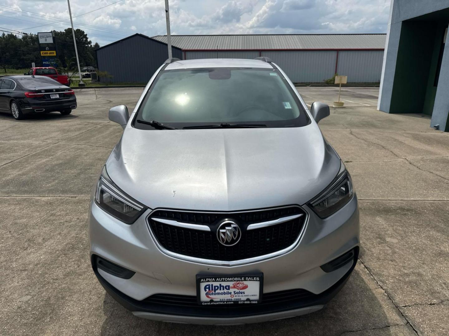 2020 Quicksilver Metallic /Ebony Buick Encore FWD 4dr Preferred (KL4CJASB1LB) , Automatic transmission, located at 6904 Johnston St., Lafayette, LA, 70503, (337) 988-1960, 30.143589, -92.100601 - Photo#3