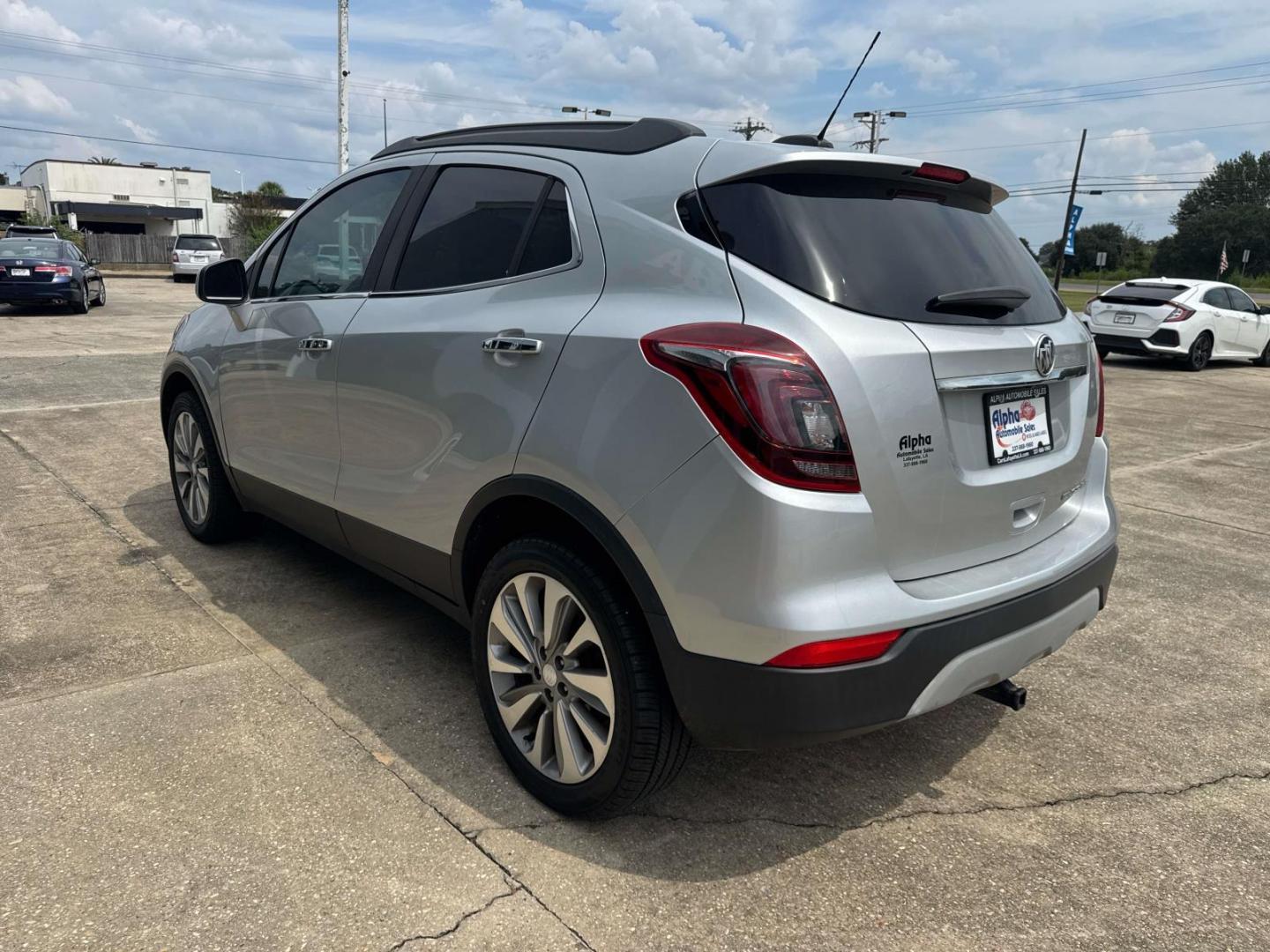 2020 Quicksilver Metallic /Ebony Buick Encore FWD 4dr Preferred (KL4CJASB1LB) , Automatic transmission, located at 6904 Johnston St., Lafayette, LA, 70503, (337) 988-1960, 30.143589, -92.100601 - Photo#9