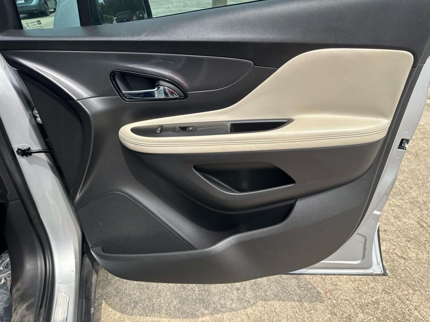 2020 Quicksilver Metallic /Ebony Buick Encore FWD 4dr Preferred (KL4CJASB1LB) , Automatic transmission, located at 6904 Johnston St., Lafayette, LA, 70503, (337) 988-1960, 30.143589, -92.100601 - Photo#19