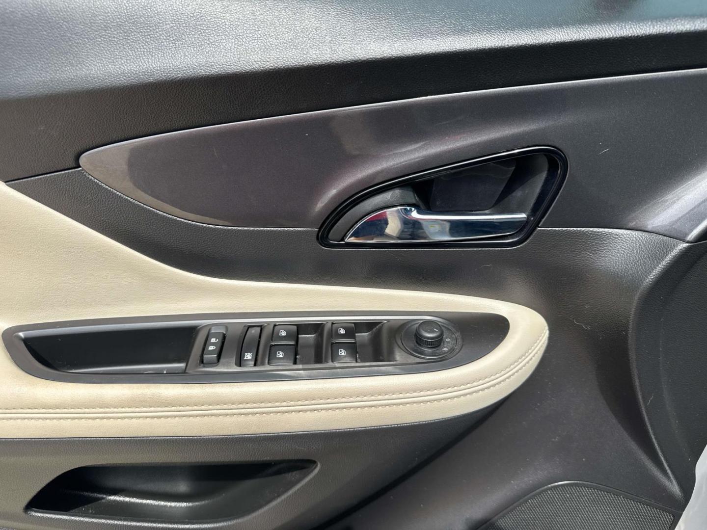 2020 Quicksilver Metallic /Ebony Buick Encore FWD 4dr Preferred (KL4CJASB1LB) , Automatic transmission, located at 6904 Johnston St., Lafayette, LA, 70503, (337) 988-1960, 30.143589, -92.100601 - Photo#25
