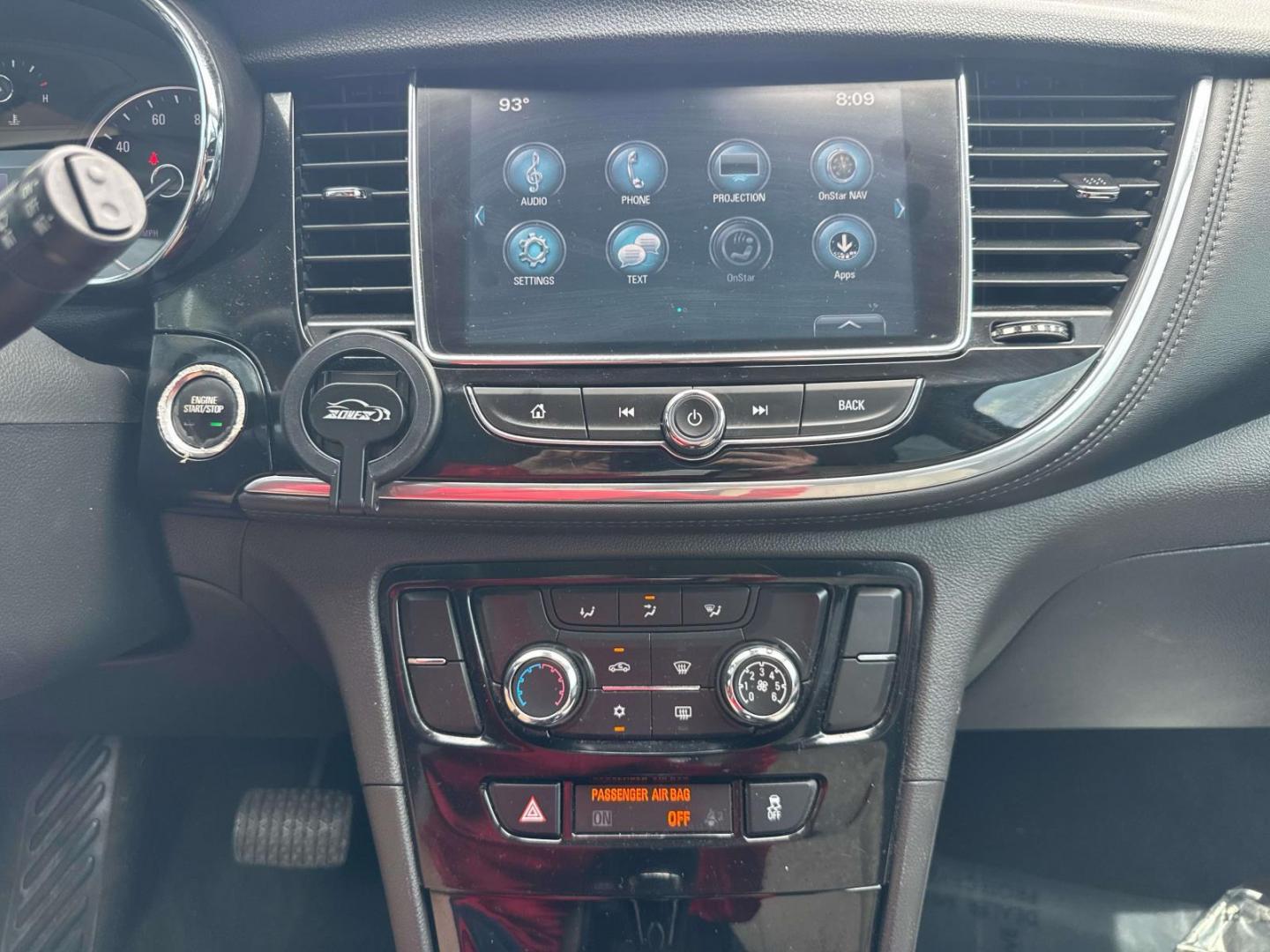 2020 Quicksilver Metallic /Ebony Buick Encore FWD 4dr Preferred (KL4CJASB1LB) , Automatic transmission, located at 6904 Johnston St., Lafayette, LA, 70503, (337) 988-1960, 30.143589, -92.100601 - Photo#30