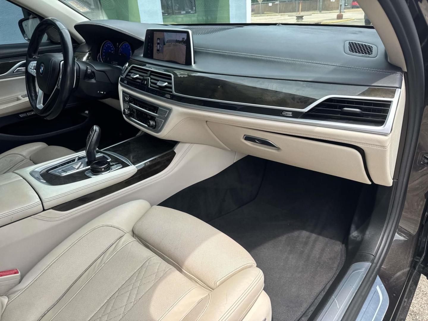 2016 Black /Canberra Beige BMW 7 Series 4dr Sdn 740i RWD (WBA7E2C53GG) , Automatic transmission, located at 6904 Johnston St., Lafayette, LA, 70503, (337) 988-1960, 30.143589, -92.100601 - Photo#19