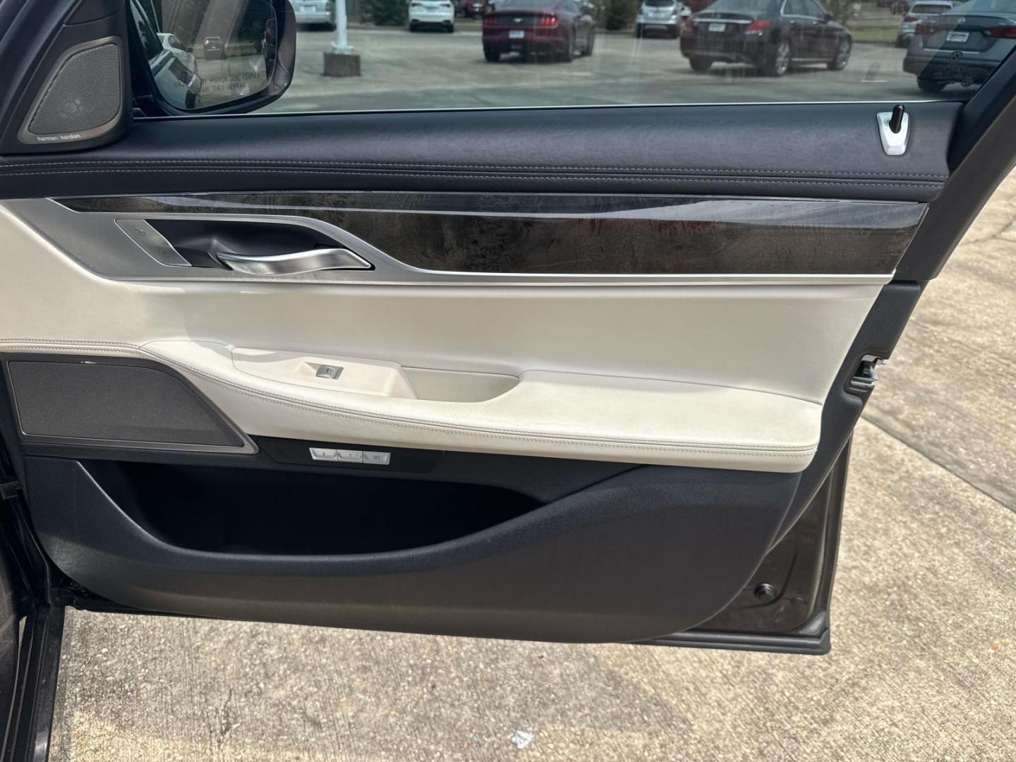 2016 Black /Canberra Beige BMW 7 Series 4dr Sdn 740i RWD (WBA7E2C53GG) , Automatic transmission, located at 6904 Johnston St., Lafayette, LA, 70503, (337) 988-1960, 30.143589, -92.100601 - Photo#20