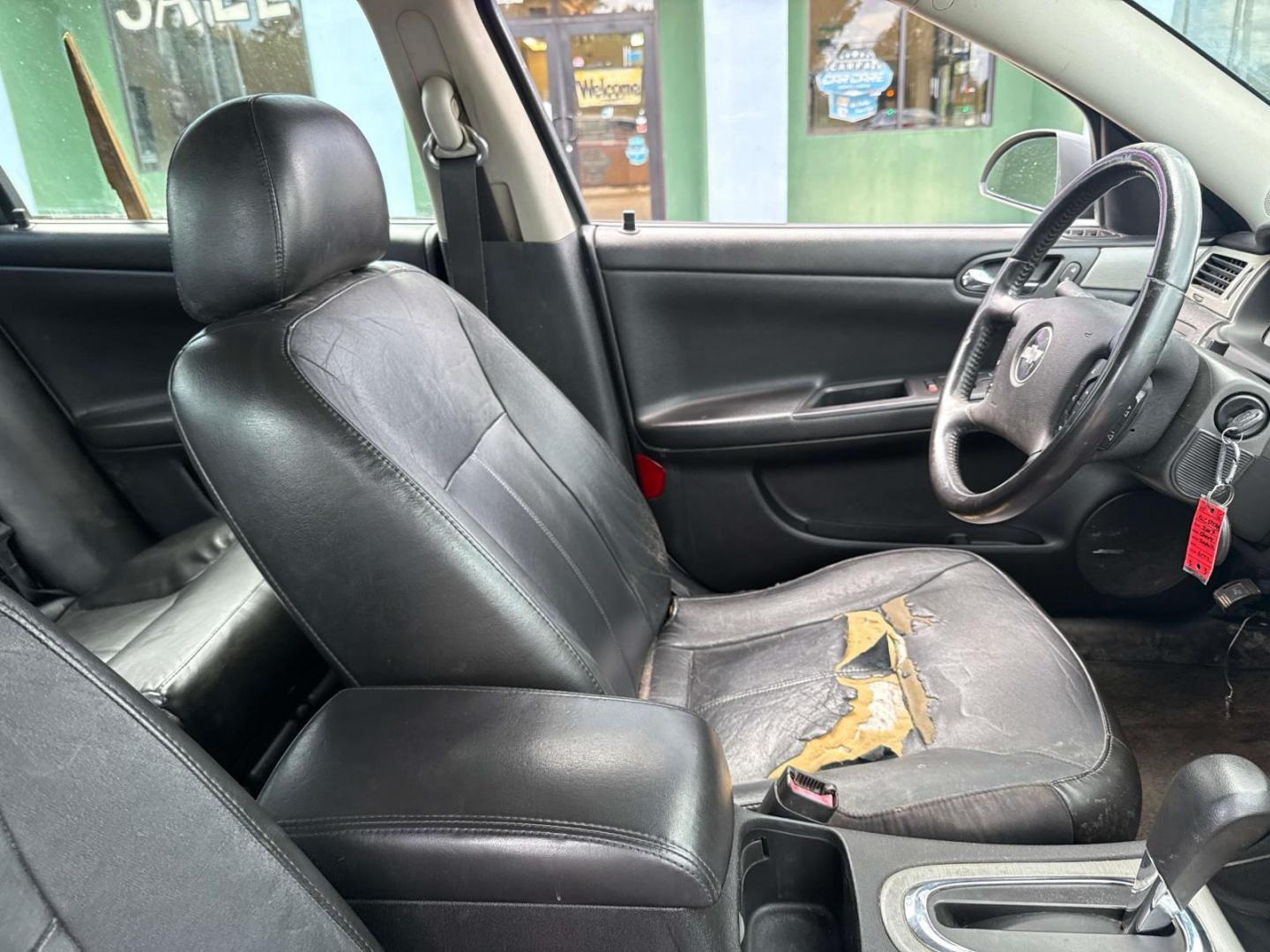 2007 Dark Silver Metallic /Ebony Chevrolet Impala 4dr Sdn LTZ (2G1WU58R279) , Automatic transmission, located at 6904 Johnston St., Lafayette, LA, 70503, (337) 988-1960, 30.143589, -92.100601 - Photo#8