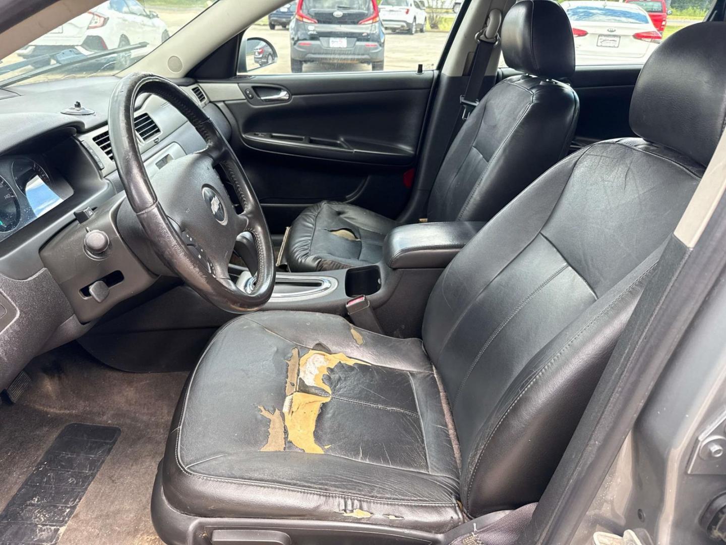 2007 Dark Silver Metallic /Ebony Chevrolet Impala 4dr Sdn LTZ (2G1WU58R279) , Automatic transmission, located at 6904 Johnston St., Lafayette, LA, 70503, (337) 988-1960, 30.143589, -92.100601 - Photo#14