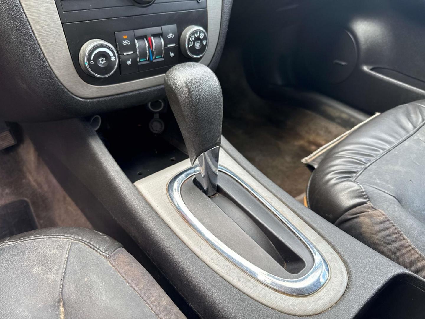 2007 Dark Silver Metallic /Ebony Chevrolet Impala 4dr Sdn LTZ (2G1WU58R279) , Automatic transmission, located at 6904 Johnston St., Lafayette, LA, 70503, (337) 988-1960, 30.143589, -92.100601 - Photo#26