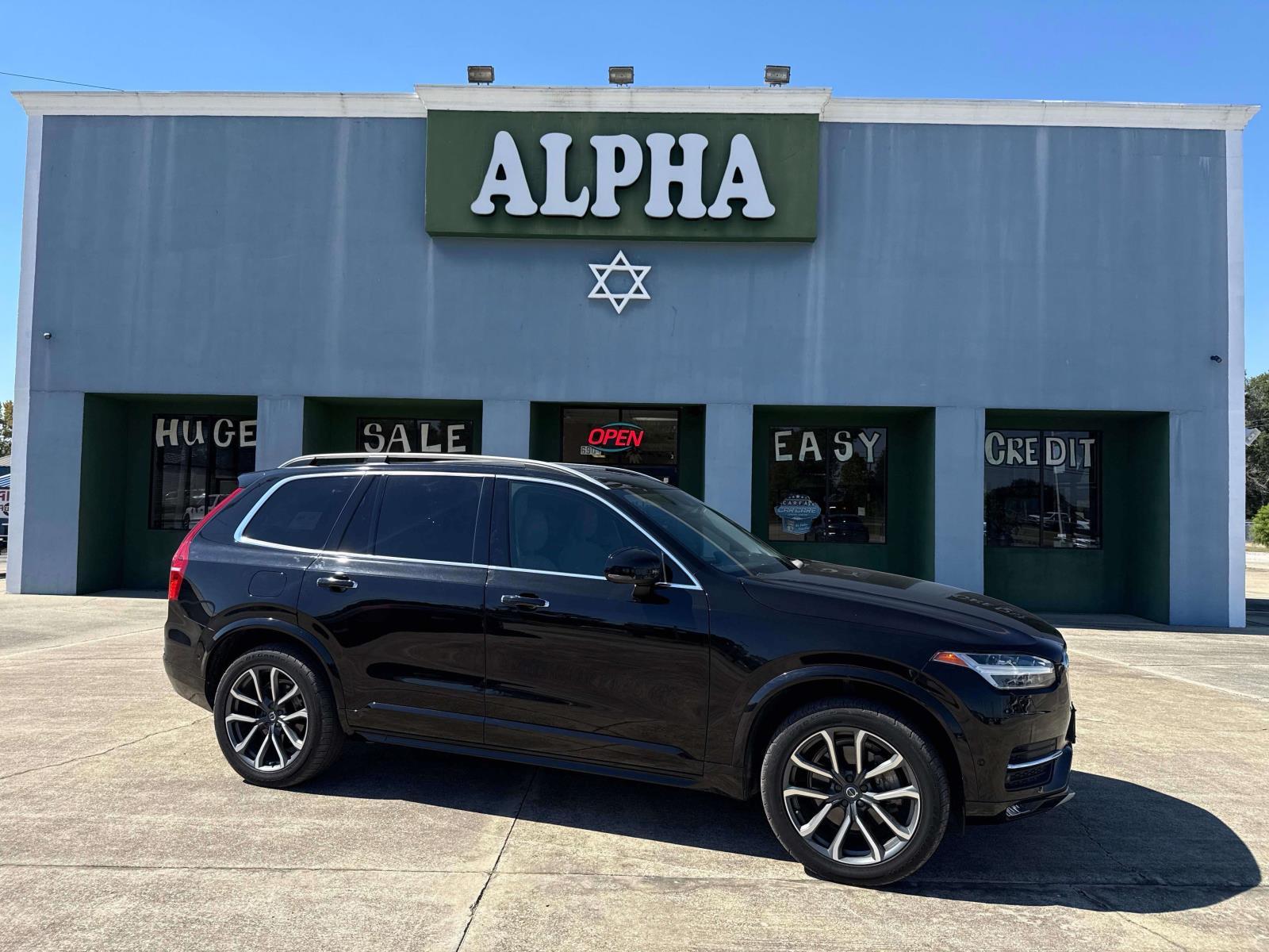 photo of 2018 Volvo XC90 T6 AWD 7-Passenger Momentum