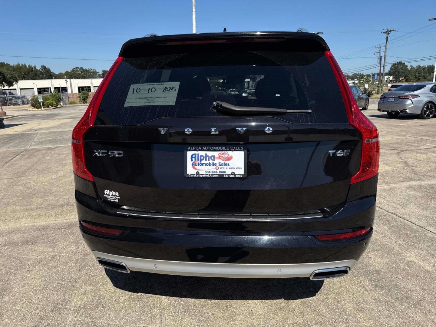 2018 Onyx Black Metallic /Blond Volvo XC90 T6 AWD 7-Passenger Momentum (YV4A22PK9J1) , Automatic transmission, located at 6904 Johnston St., Lafayette, LA, 70503, (337) 988-1960, 30.143589, -92.100601 - Photo#5