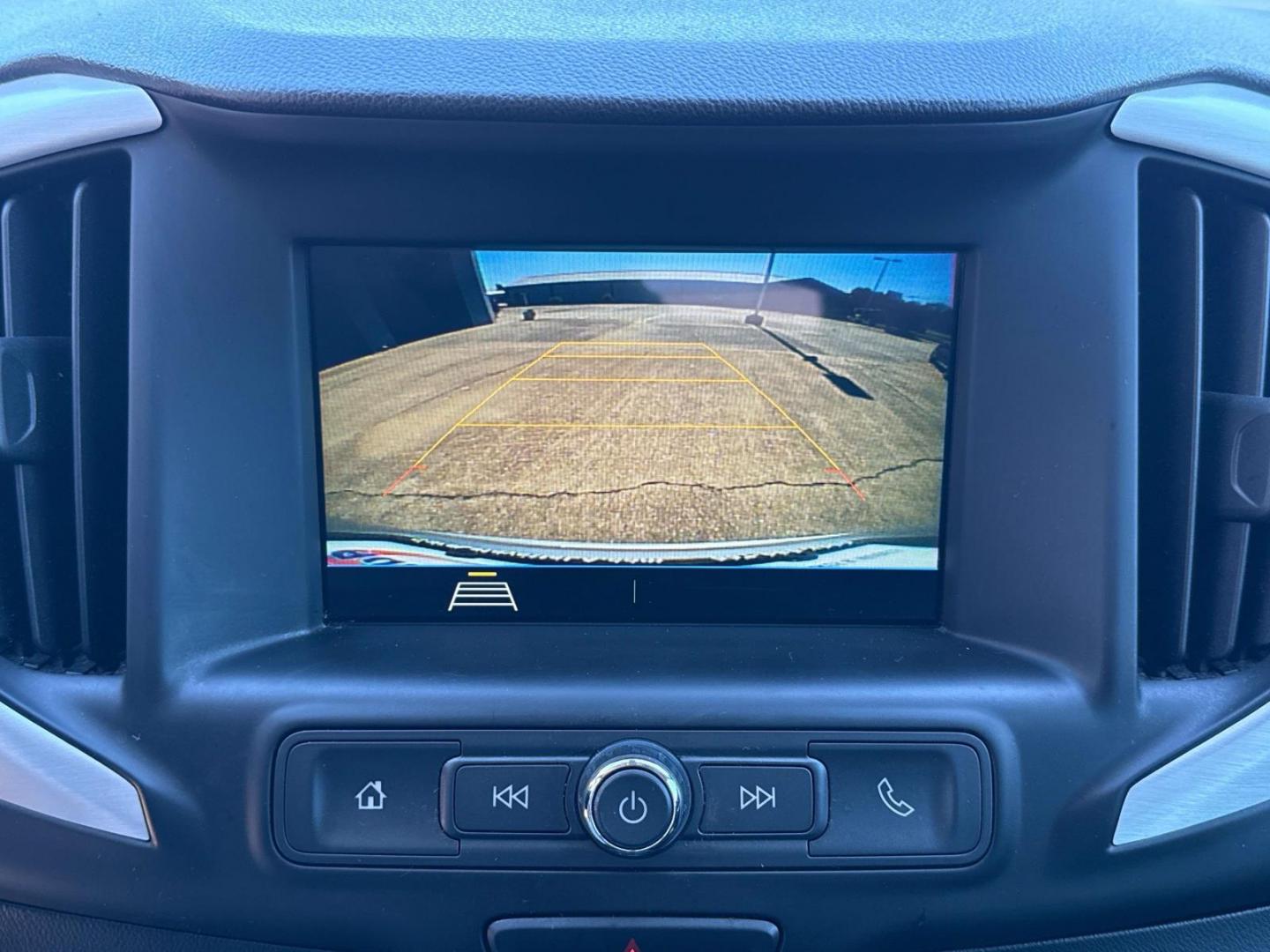 2019 Quicksilver Metallic /Jet Black GMC Terrain FWD 4dr SLE (3GKALMEV8KL) , Automatic transmission, located at 6904 Johnston St., Lafayette, LA, 70503, (337) 988-1960, 30.143589, -92.100601 - Photo#28