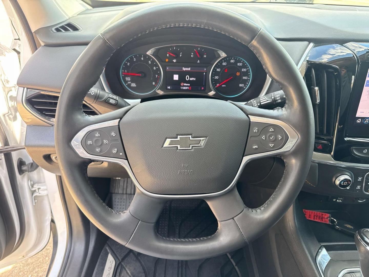 2020 Summit White /Jet Black Chevrolet Traverse FWD 4dr RS (1GNERJKWXLJ) , Automatic transmission, located at 6904 Johnston St., Lafayette, LA, 70503, (337) 988-1960, 30.143589, -92.100601 - Photo#18