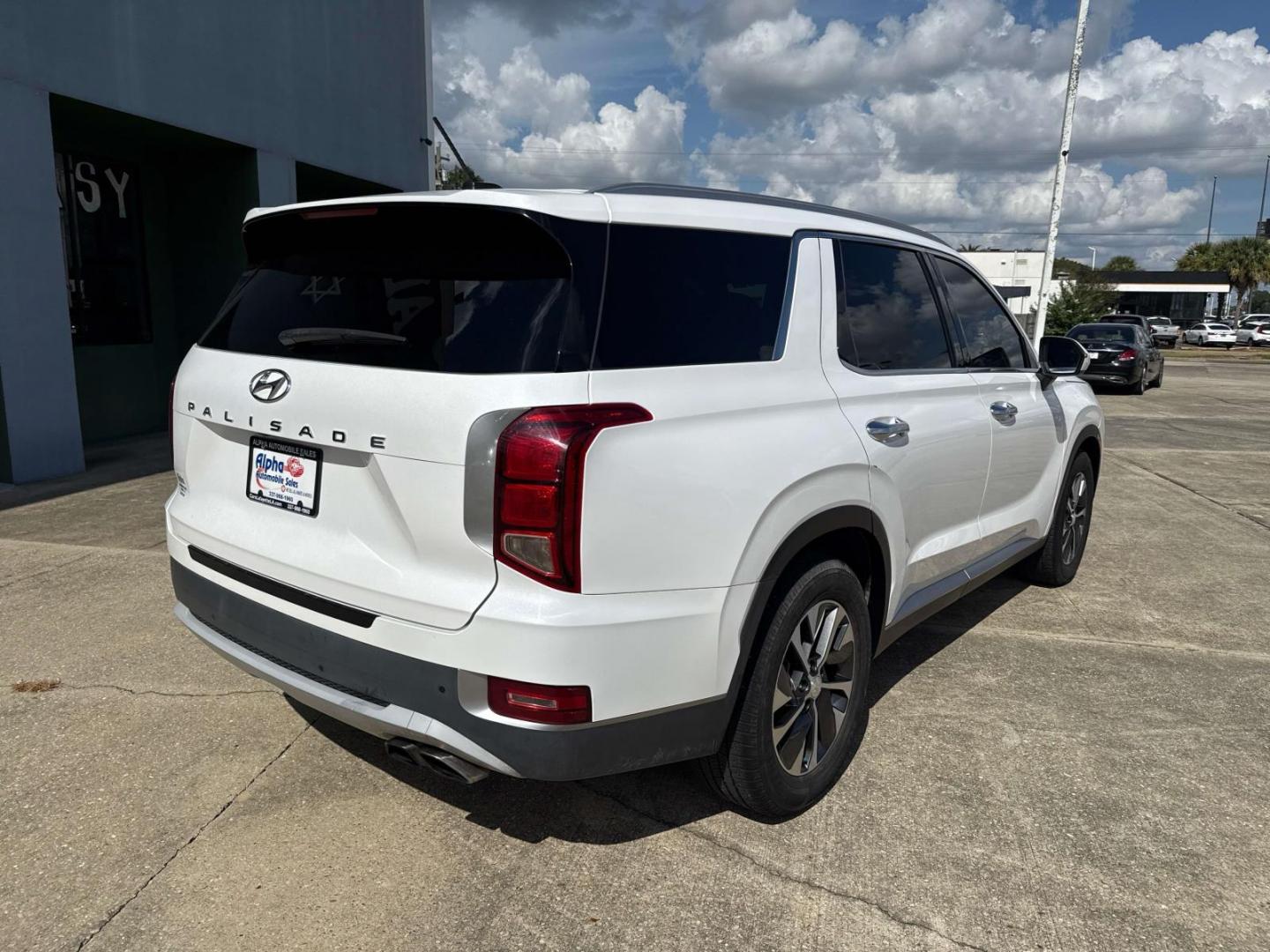 2020 Cream White /Black Hyundai Palisade SEL FWD (KM8R24HE4LU) , Automatic transmission, located at 6904 Johnston St., Lafayette, LA, 70503, (337) 988-1960, 30.143589, -92.100601 - Photo#5