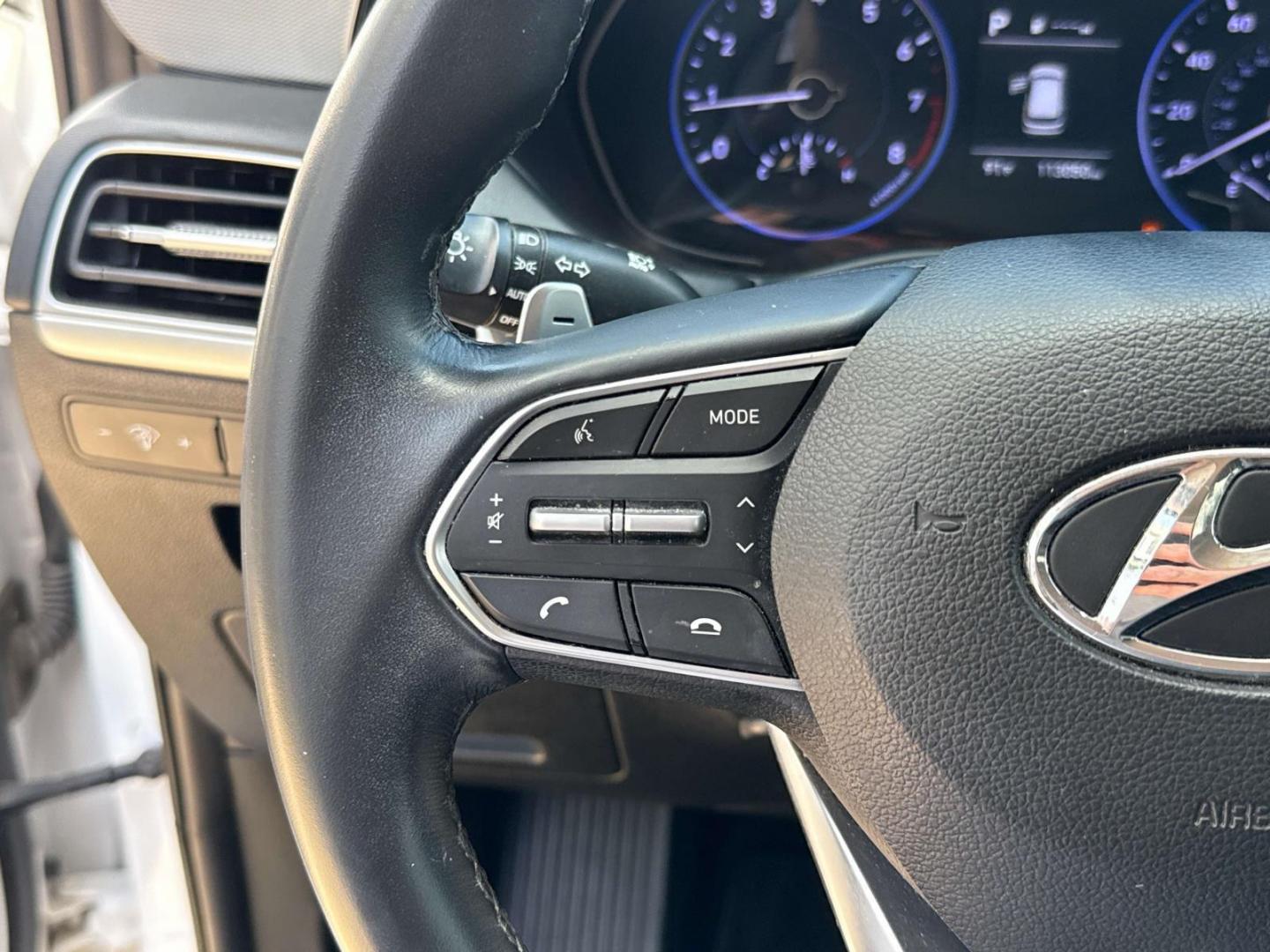 2020 Cream White /Black Hyundai Palisade SEL FWD (KM8R24HE4LU) , Automatic transmission, located at 6904 Johnston St., Lafayette, LA, 70503, (337) 988-1960, 30.143589, -92.100601 - Photo#21