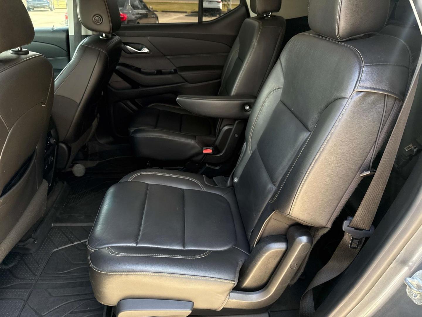 2020 Satin Steel Metallic /Jet Black Chevrolet Traverse FWD 4dr RS (1GNERJKW0LJ) , Automatic transmission, located at 6904 Johnston St., Lafayette, LA, 70503, (337) 988-1960, 30.143589, -92.100601 - Photo#13