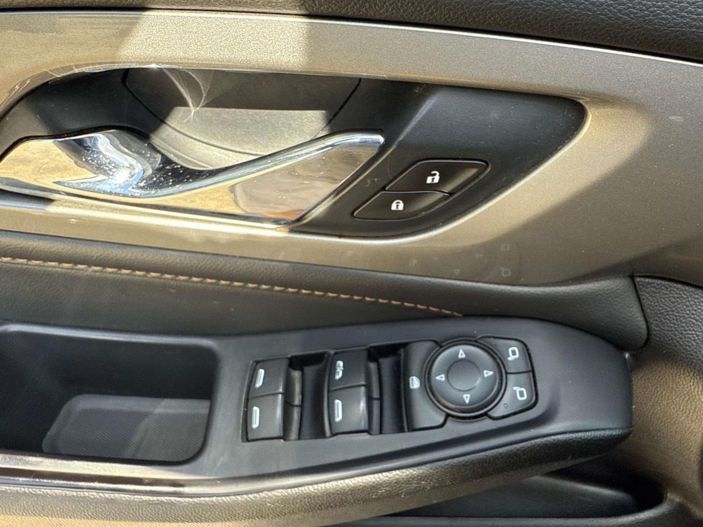 2020 Satin Steel Metallic /Jet Black Chevrolet Traverse FWD 4dr RS (1GNERJKW0LJ) , Automatic transmission, located at 6904 Johnston St., Lafayette, LA, 70503, (337) 988-1960, 30.143589, -92.100601 - Photo#17