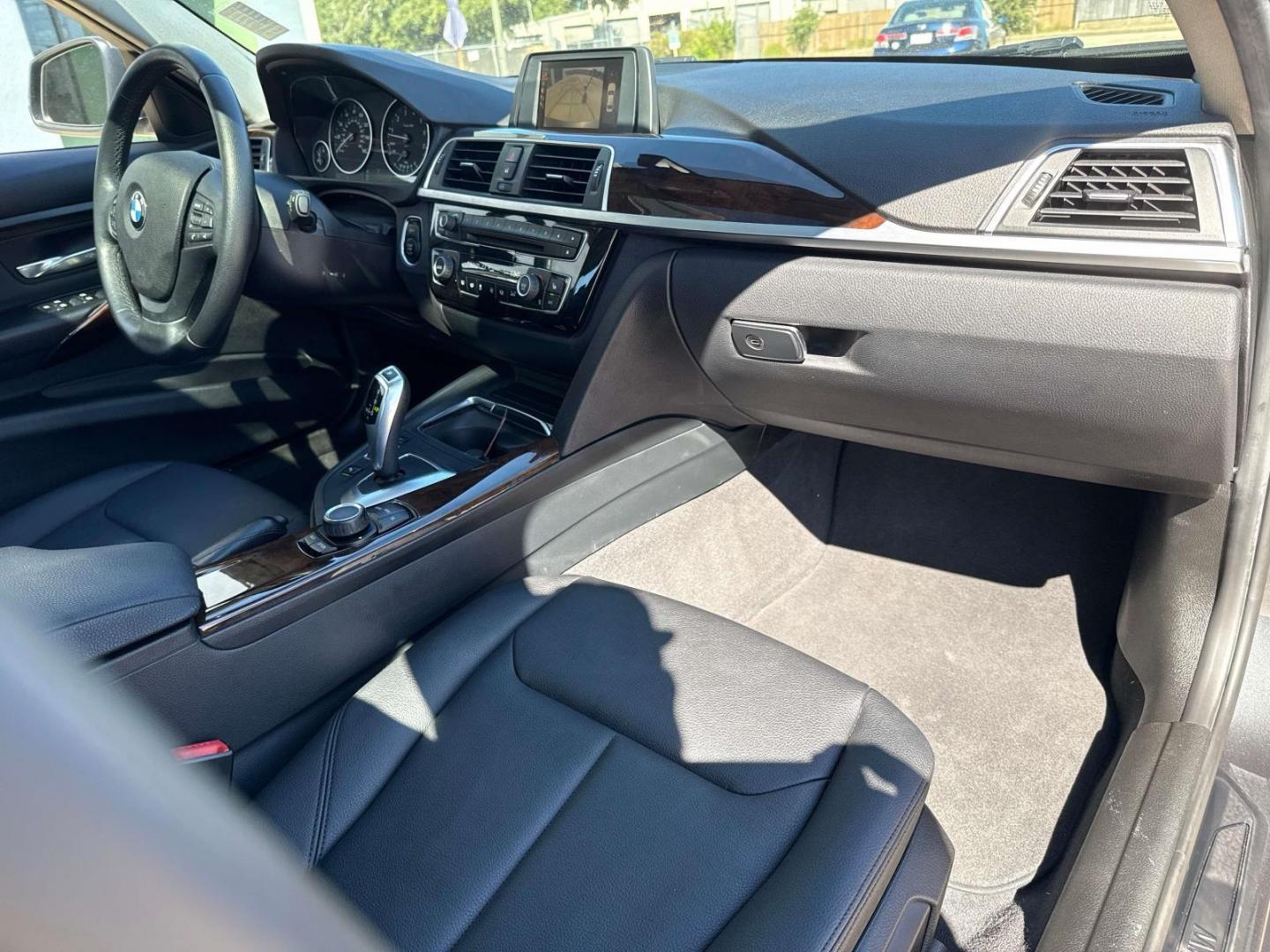 2016 Mineral Gray Metallic /Black BMW 3 Series 4dr Sdn 320i xDrive AWD South Africa (WBA8E5G52GN) , Automatic transmission, located at 6904 Johnston St., Lafayette, LA, 70503, (337) 988-1960, 30.143589, -92.100601 - Photo#11