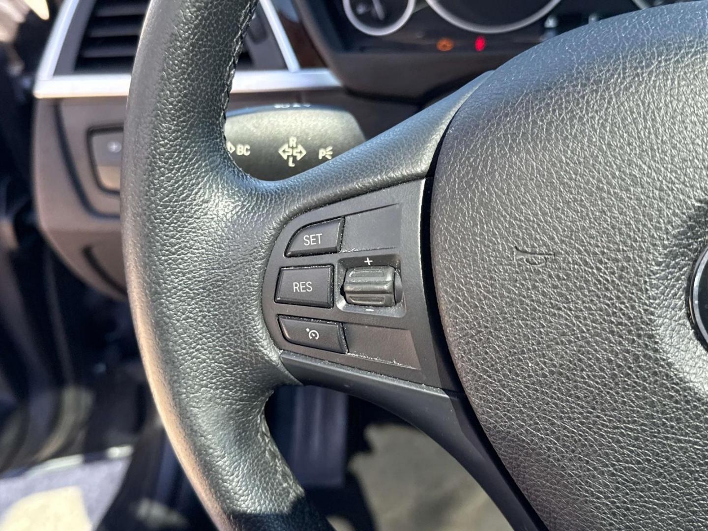 2016 Mineral Gray Metallic /Black BMW 3 Series 4dr Sdn 320i xDrive AWD South Africa (WBA8E5G52GN) , Automatic transmission, located at 6904 Johnston St., Lafayette, LA, 70503, (337) 988-1960, 30.143589, -92.100601 - Photo#21