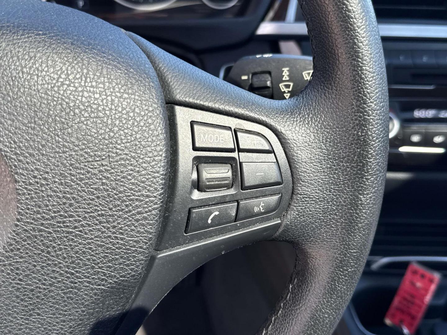 2016 Mineral Gray Metallic /Black BMW 3 Series 4dr Sdn 320i xDrive AWD South Africa (WBA8E5G52GN) , Automatic transmission, located at 6904 Johnston St., Lafayette, LA, 70503, (337) 988-1960, 30.143589, -92.100601 - Photo#22